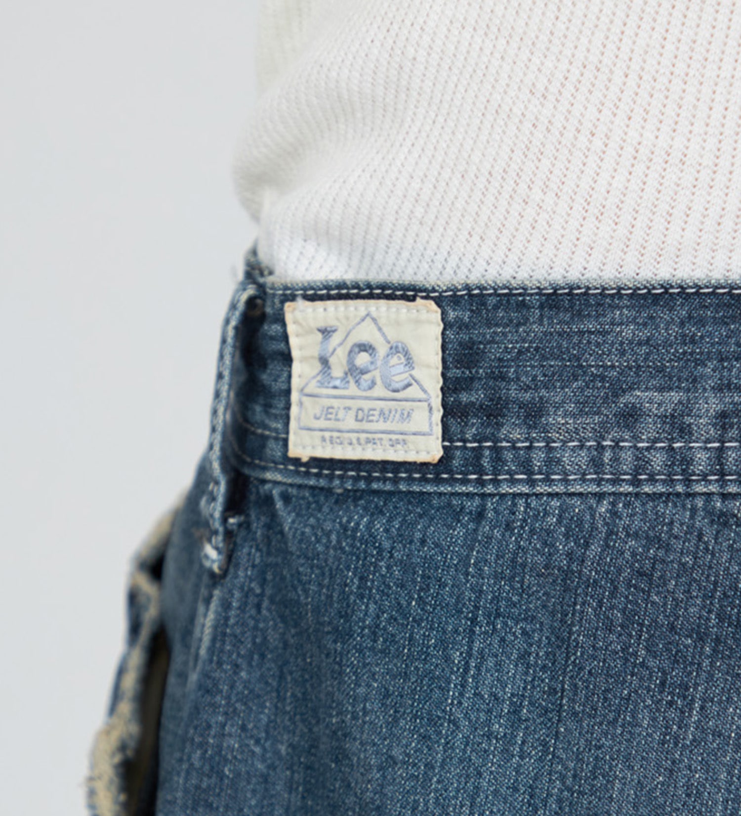 Lee(リー)の【試着対象】VINTAGE PAINTER PANTS/DENIM 【DUNGAREES】|パンツ/デニム/ジーンズパンツ/メンズ|中色ブルー