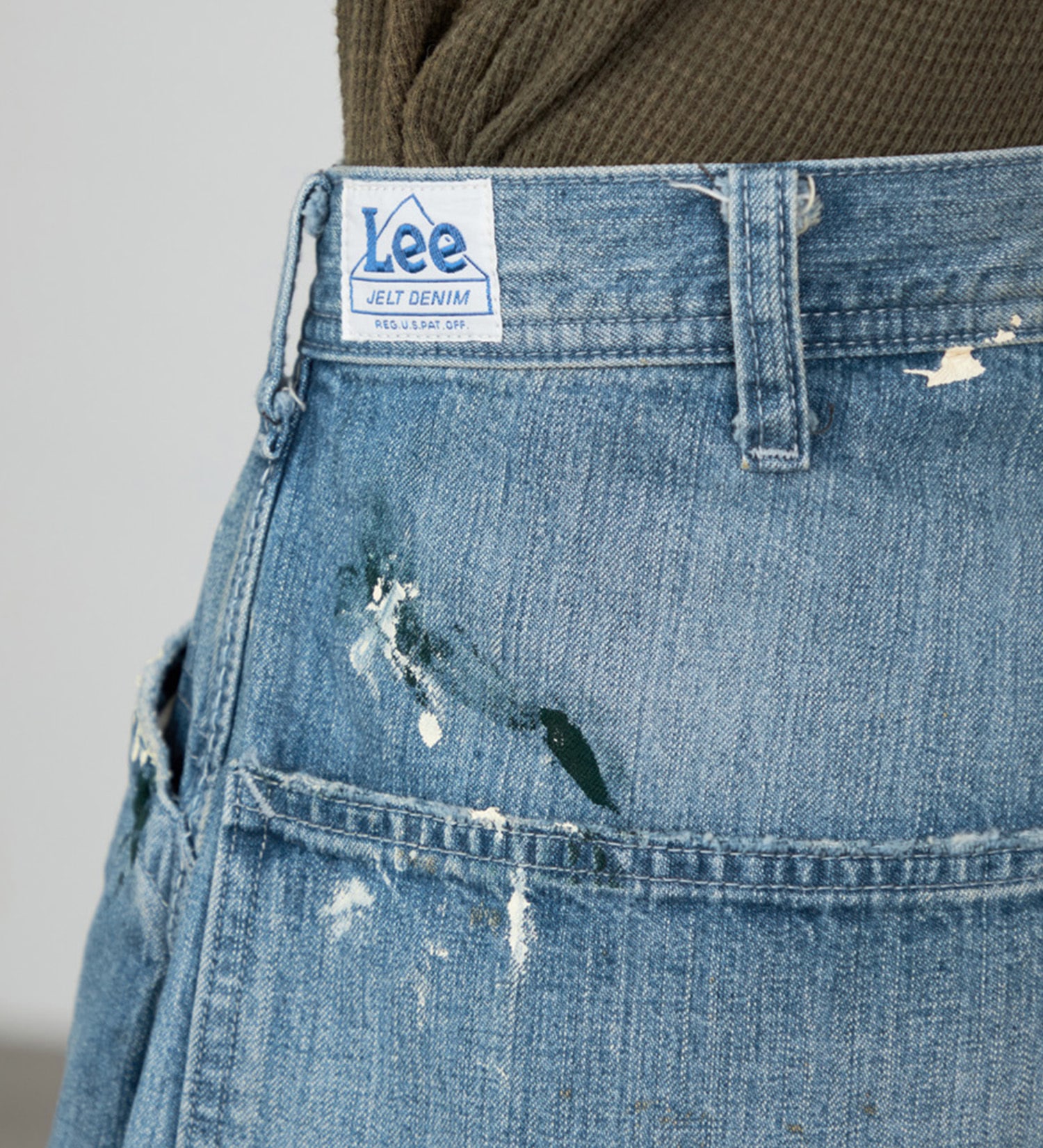 Lee(リー)の【試着対象】VINTAGE PAINTER PANTS/DENIM 【DUNGAREES】|パンツ/デニム/ジーンズパンツ/メンズ|淡色ブルー