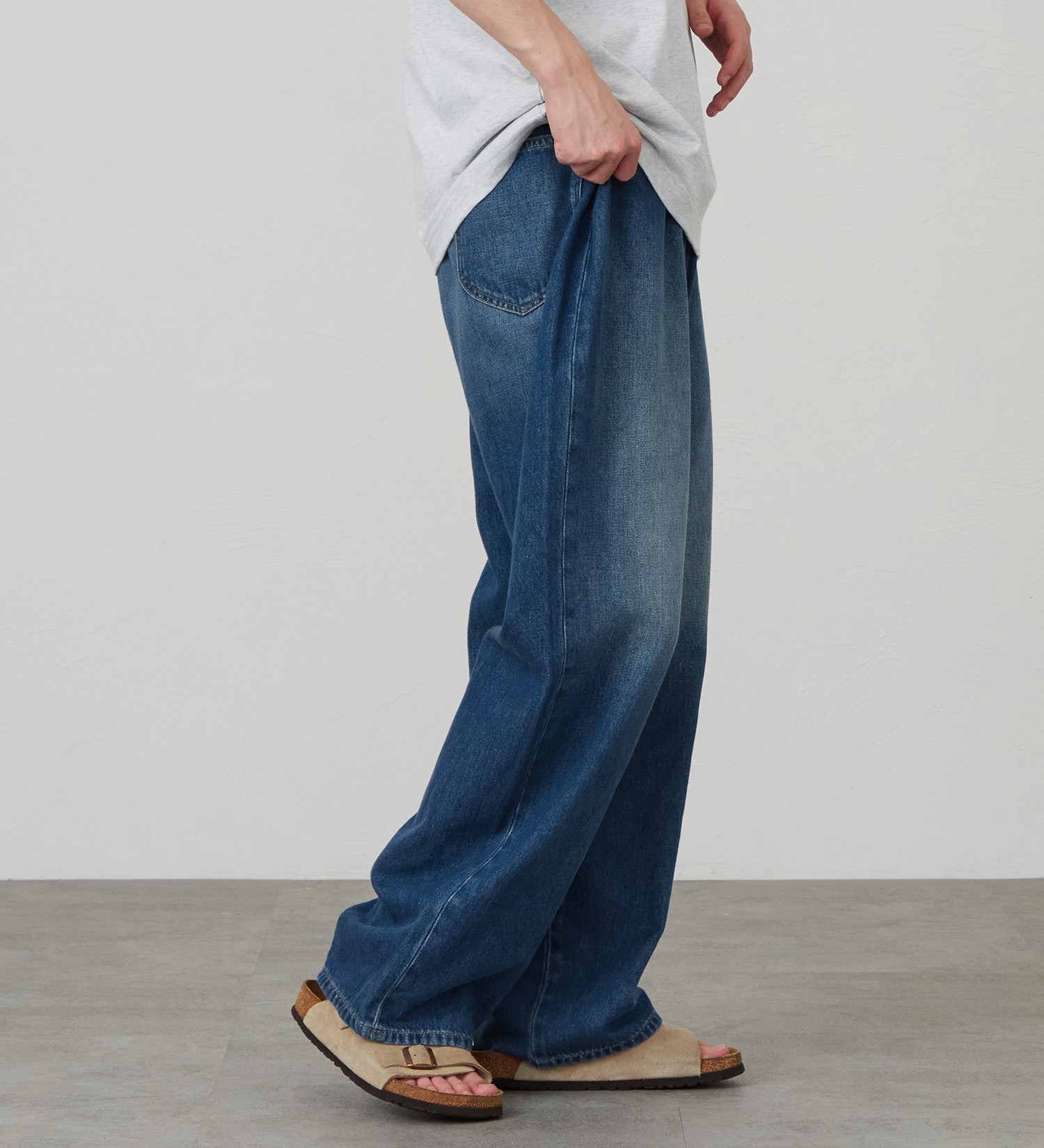 Lee(リー)のCOMFY JEAN【SLIM～WIDEまで選べる4シルエット】|パンツ/デニム/ジーンズパンツ/メンズ|中色ブルー