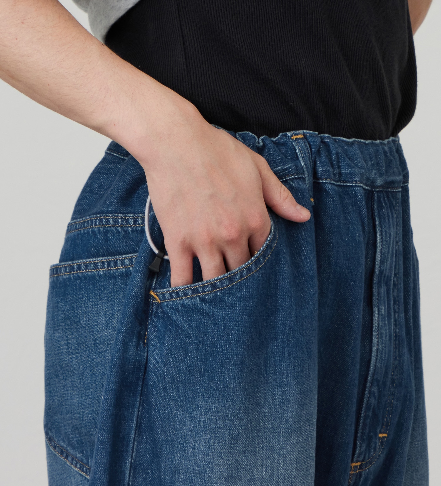 Lee(リー)のCOMFY JEAN【SLIM～WIDEまで選べる4シルエット】|パンツ/デニム/ジーンズパンツ/メンズ|中色ブルー