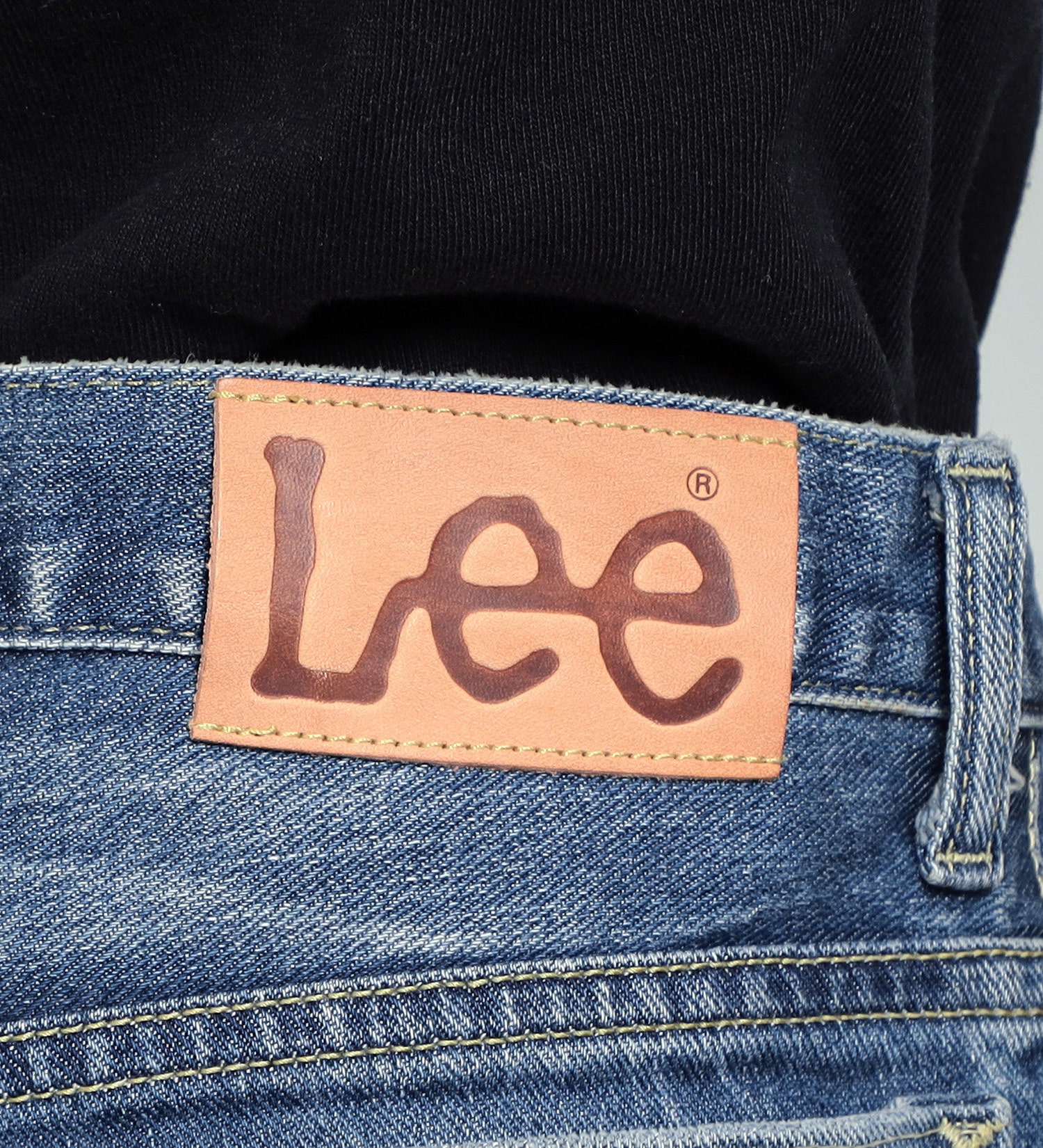 Lee(リー)の【試着対象】COMPILATIONS スリムテーパードデニム|パンツ/デニムパンツ/メンズ|中色ブルー