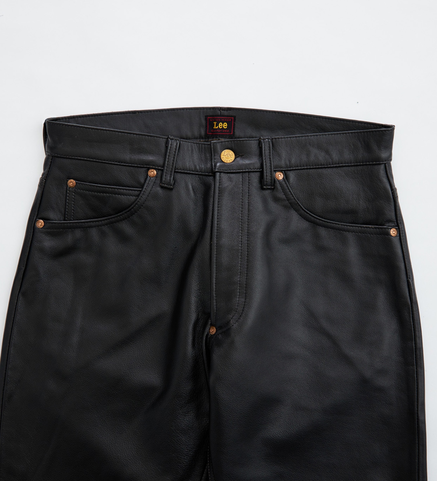 Lee(リー)の【予約】RIDER STRAIGHT LEATHER PANTS|パンツ/パンツ/メンズ|ブラック