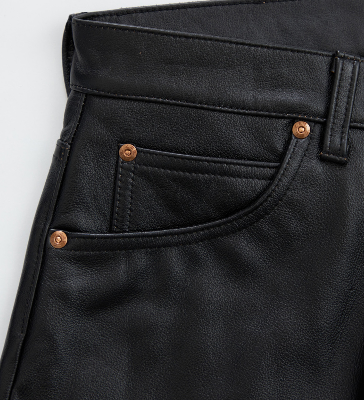Lee(リー)の【予約】RIDER STRAIGHT LEATHER PANTS|パンツ/パンツ/メンズ|ブラック