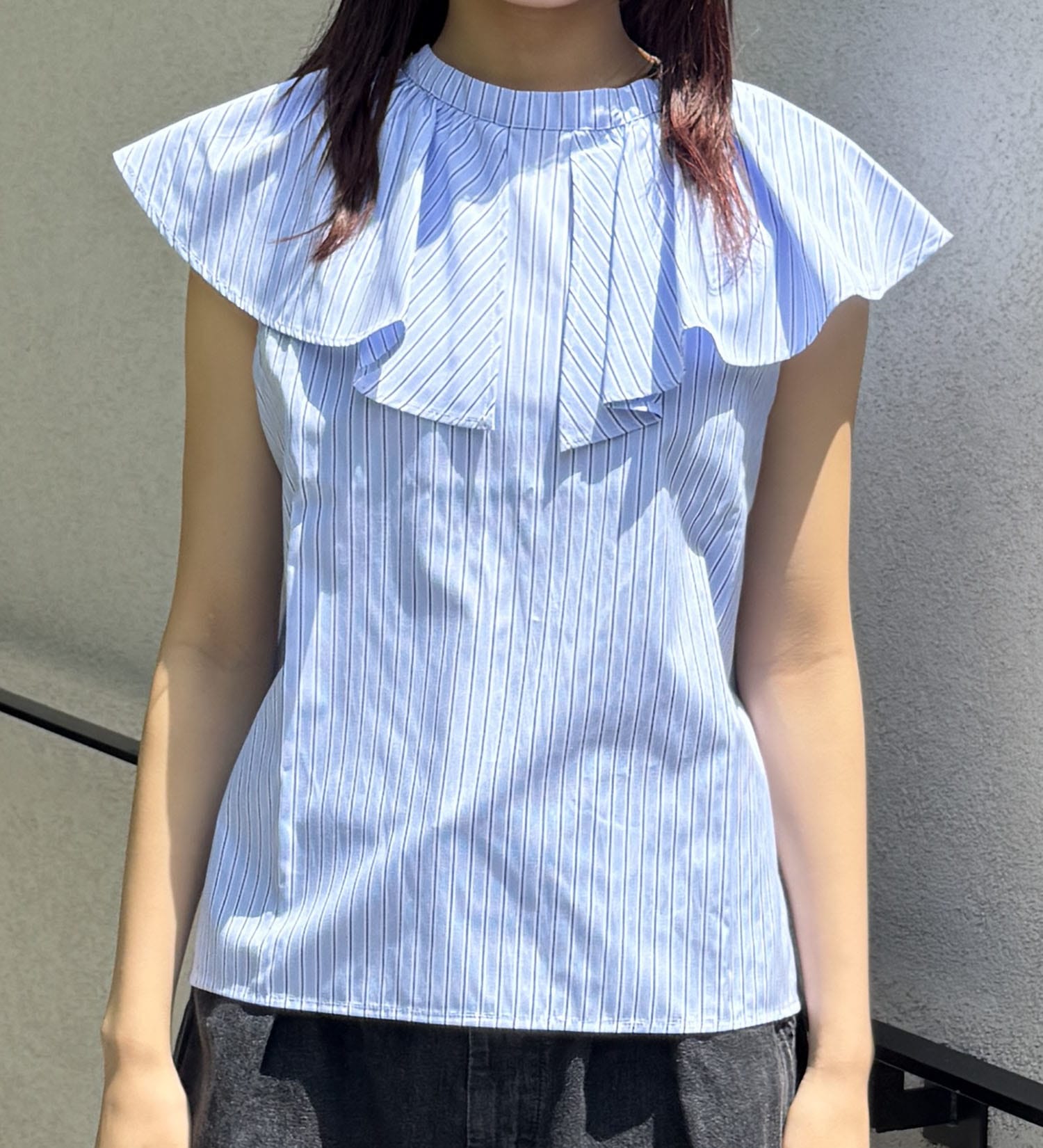 Lee(リー)の【おまとめ割】フリルノースリーブシャツ|トップス/シャツ/ブラウス/レディース|ネイビー