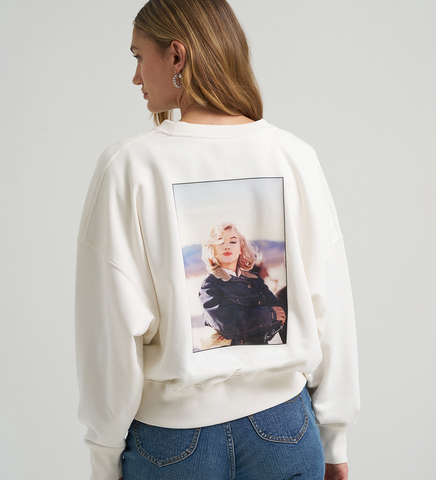 Lee(リー)の【Global Collaboration】Lee x Marilyn Monroe Crew Sweatshirts STAR WHITE|トップス/スウェット/レディース|ホワイト