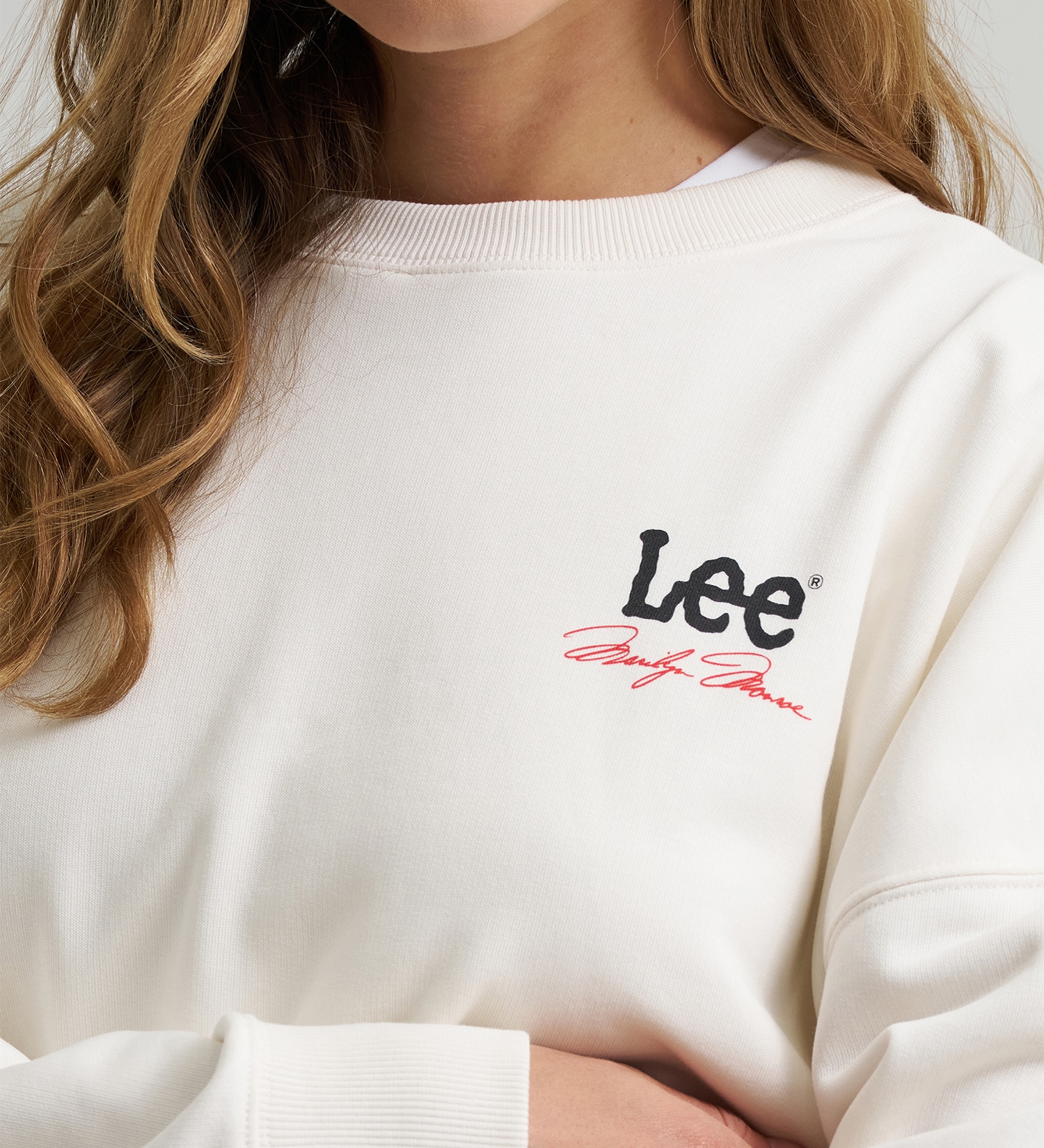 Lee(リー)の【Global Collaboration】Lee x Marilyn Monroe Crew Sweatshirts STAR WHITE|トップス/スウェット/レディース|ホワイト