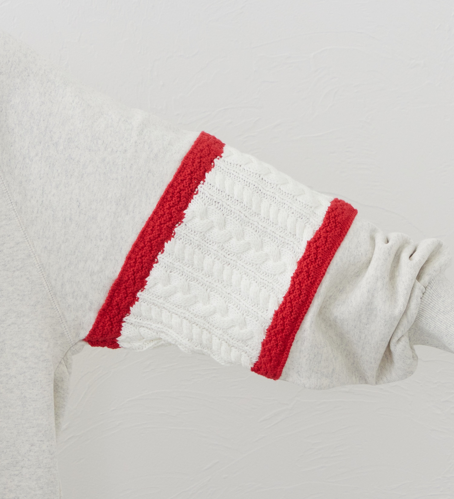 Lee(リー)のKNITPANELSLEEVE SWEAT/ニットパネルスリーブスウェット【親子】|トップス/スウェット/レディース|レッド