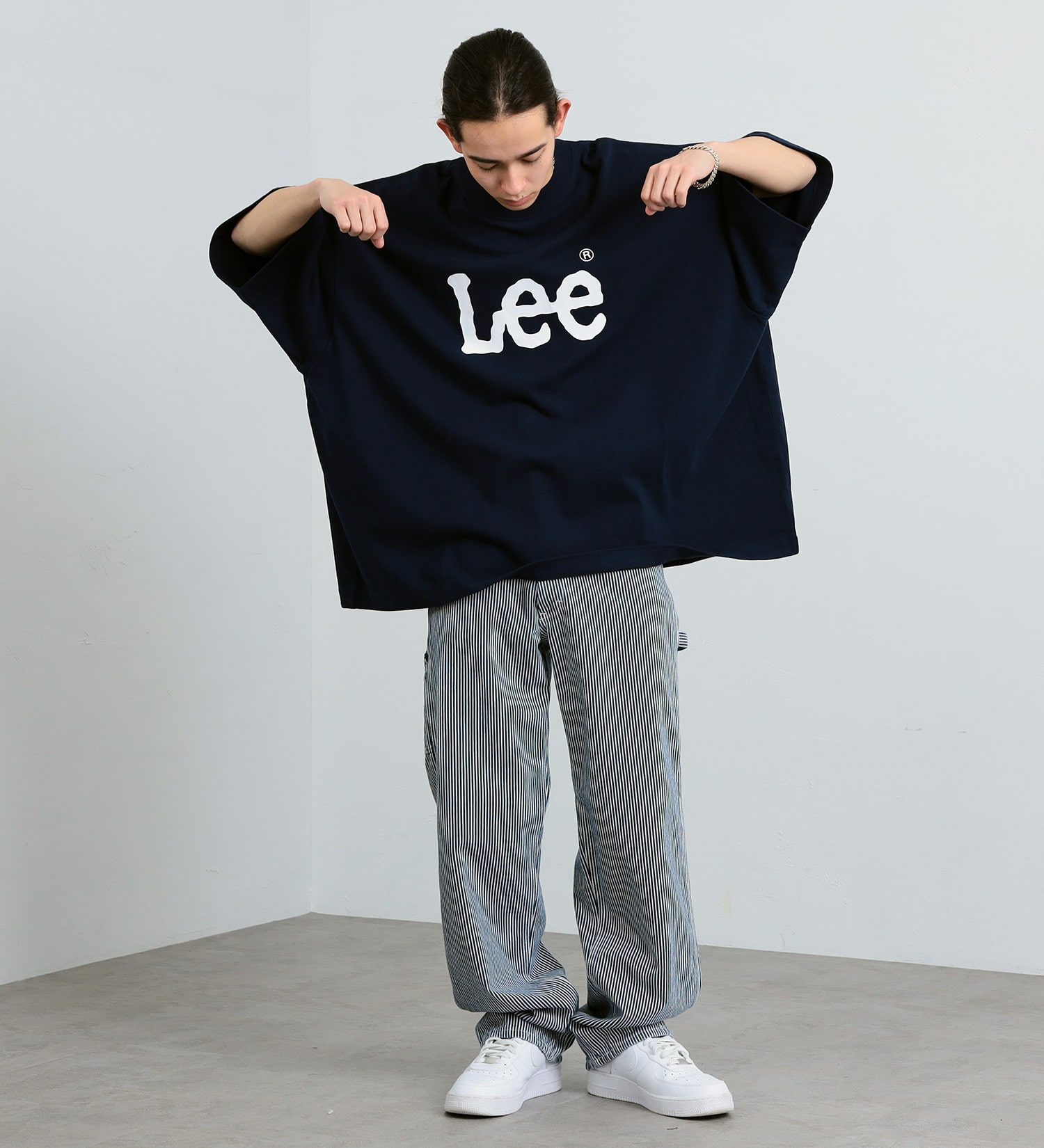 Lee(リー)の【GW SALE】【SUPER SIZED】Lee LOGO ショートスリーブTee|トップス/Tシャツ/カットソー/メンズ|ネイビー
