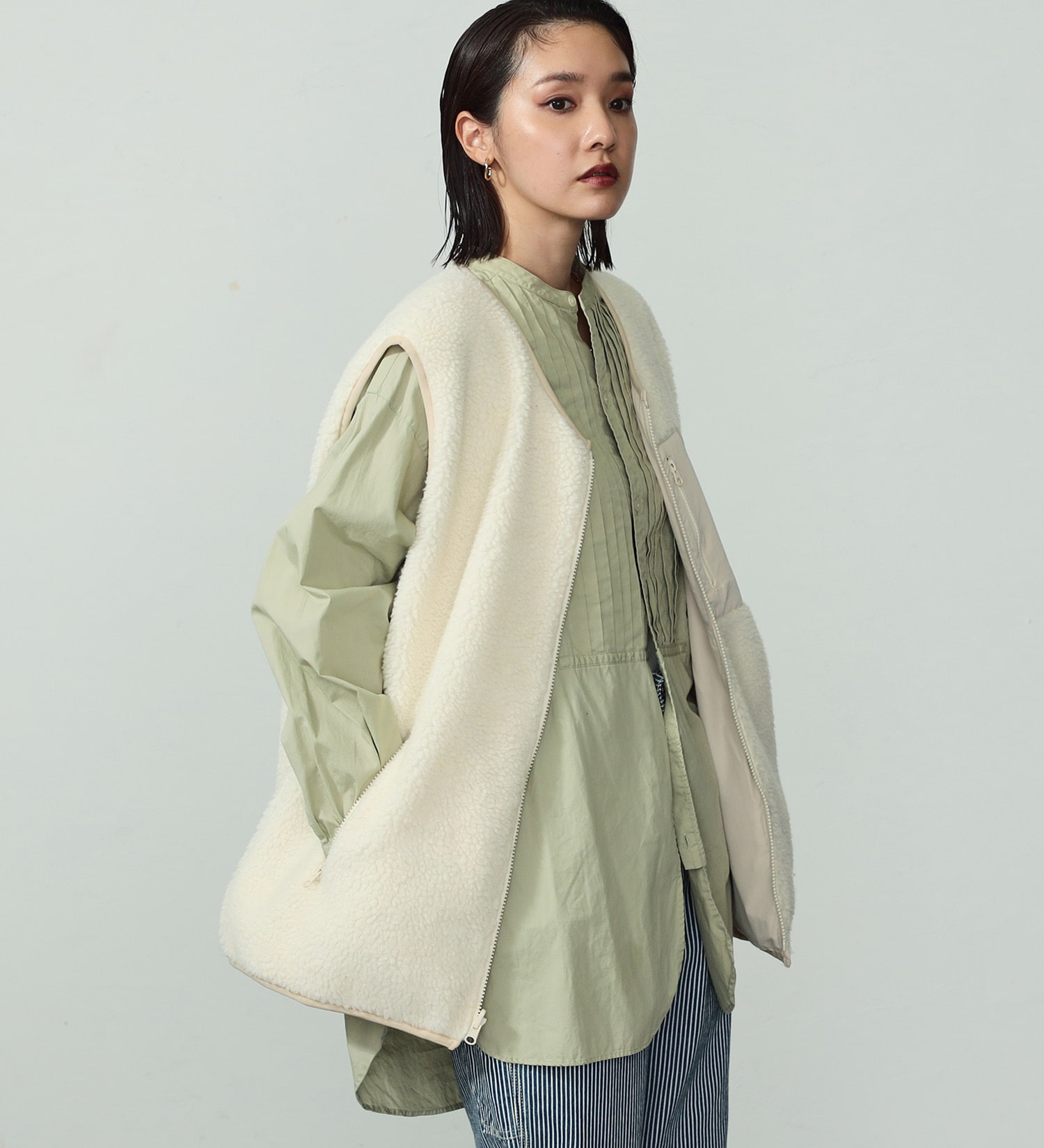 Lee(リー)の【OUTER FAIR 10％OFF】【SALE】【ユニセックス】【親子】Lee ボアベスト リバーシブル|トップス/その他トップス/メンズ|アイボリー