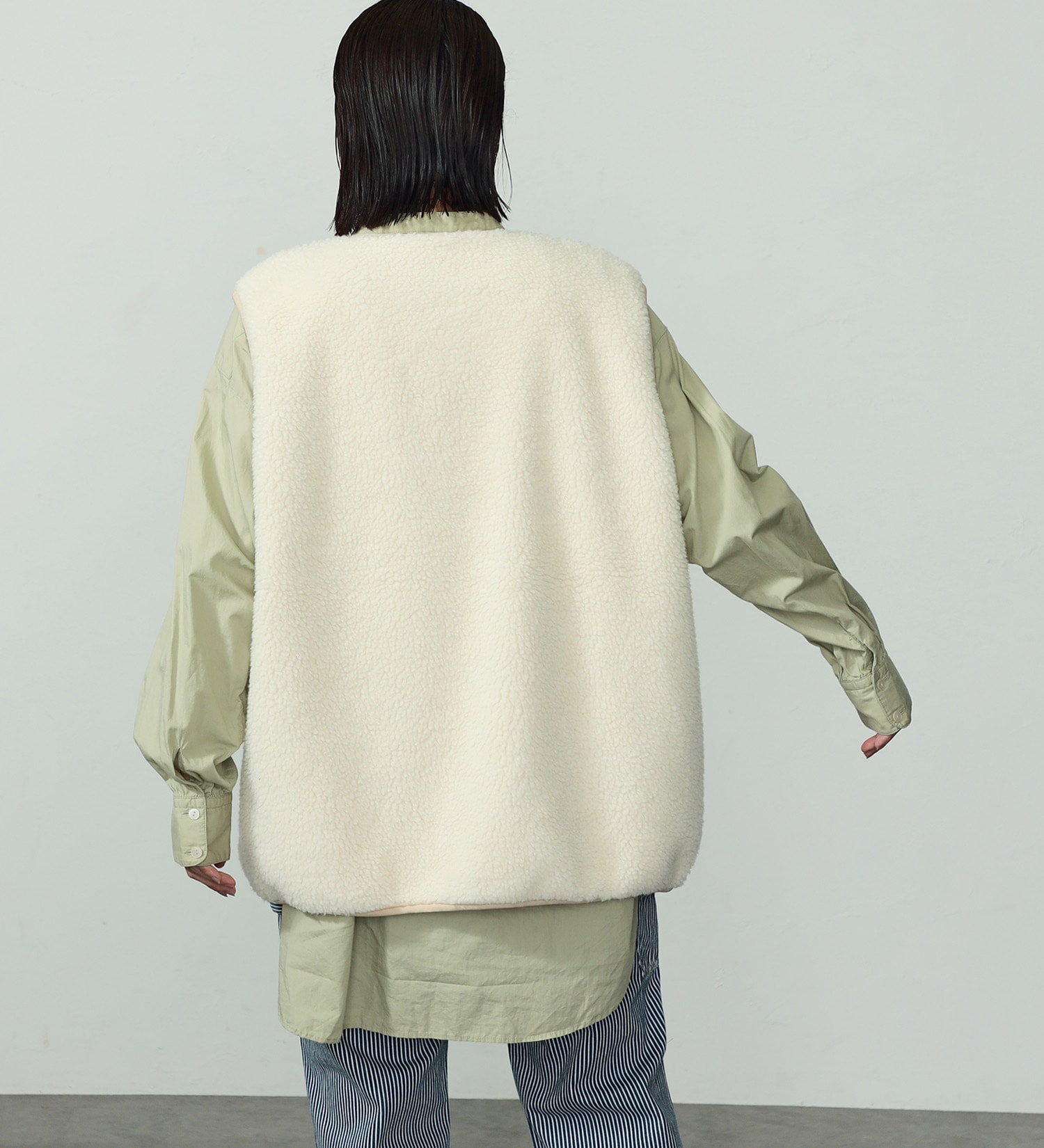 Lee(リー)の【OUTER FAIR 10％OFF】【SALE】【ユニセックス】【親子】Lee ボアベスト リバーシブル|トップス/その他トップス/メンズ|アイボリー