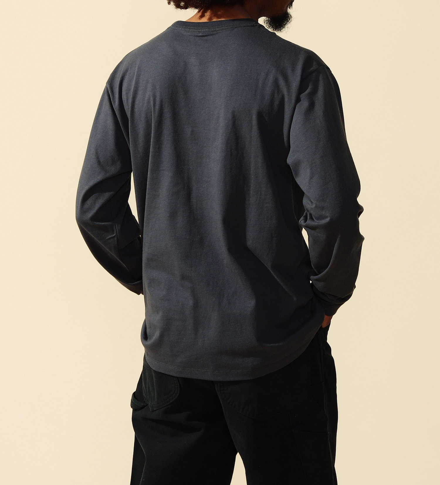 Lee(リー)の【GW SALE】Lee刺繍 ポケット ロングスリーブTee|トップス/Tシャツ/カットソー/メンズ|チャコールグレー