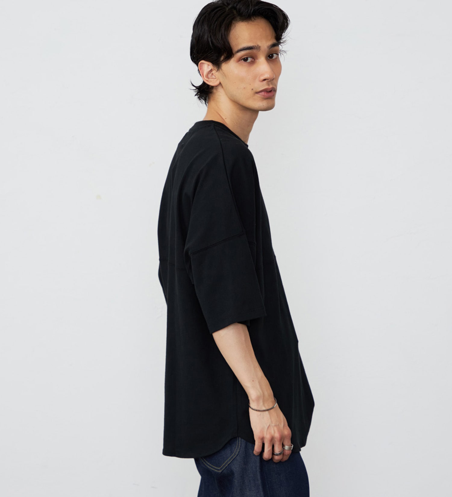 Lee(リー)のラウンドヘムショートスリーブTシャツ|トップス/Tシャツ/カットソー/メンズ|ブラック
