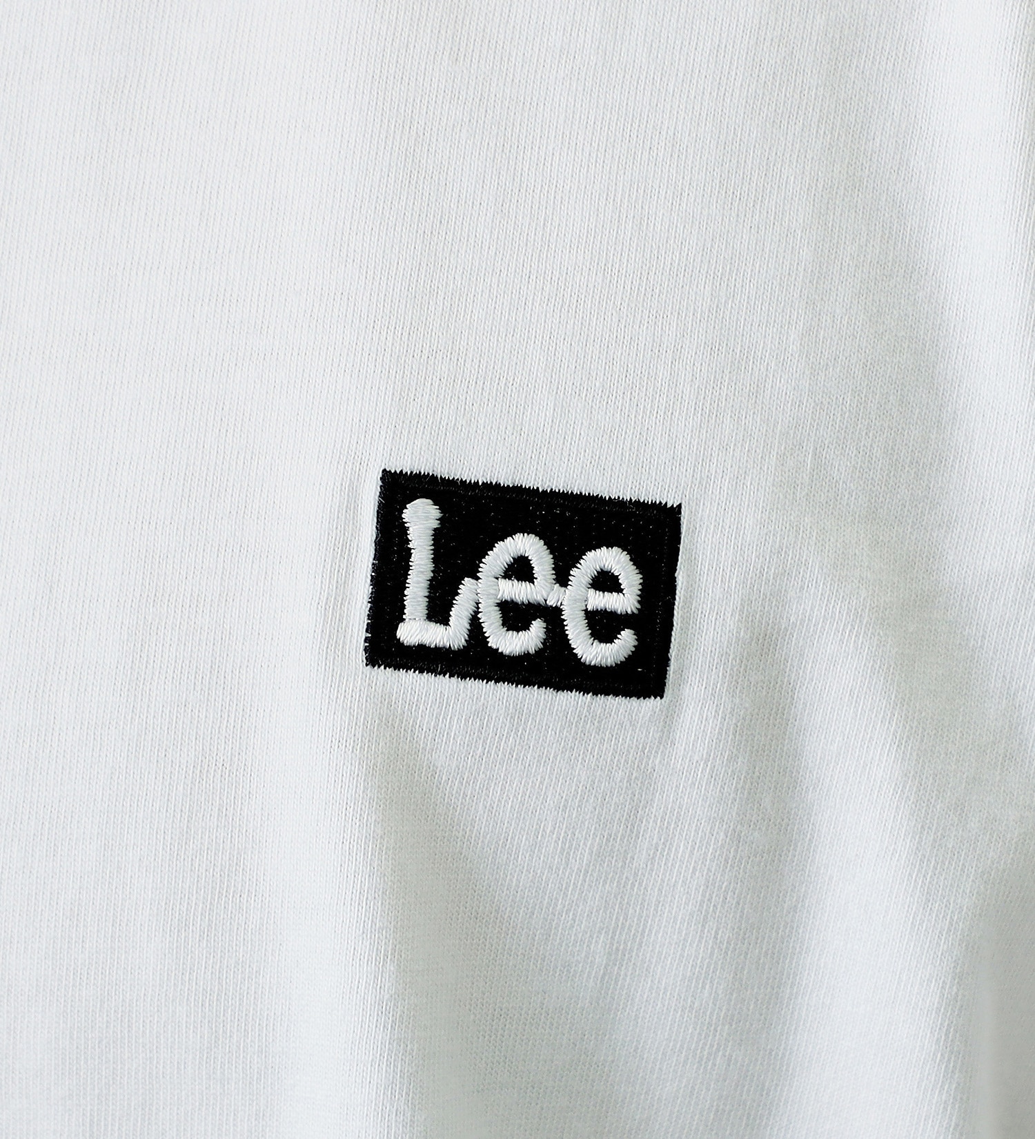 Lee(リー)の【親子リンク】ロングセラー Leeロゴバックプリント長袖Tシャツ|トップス/Tシャツ/カットソー/メンズ|ホワイト