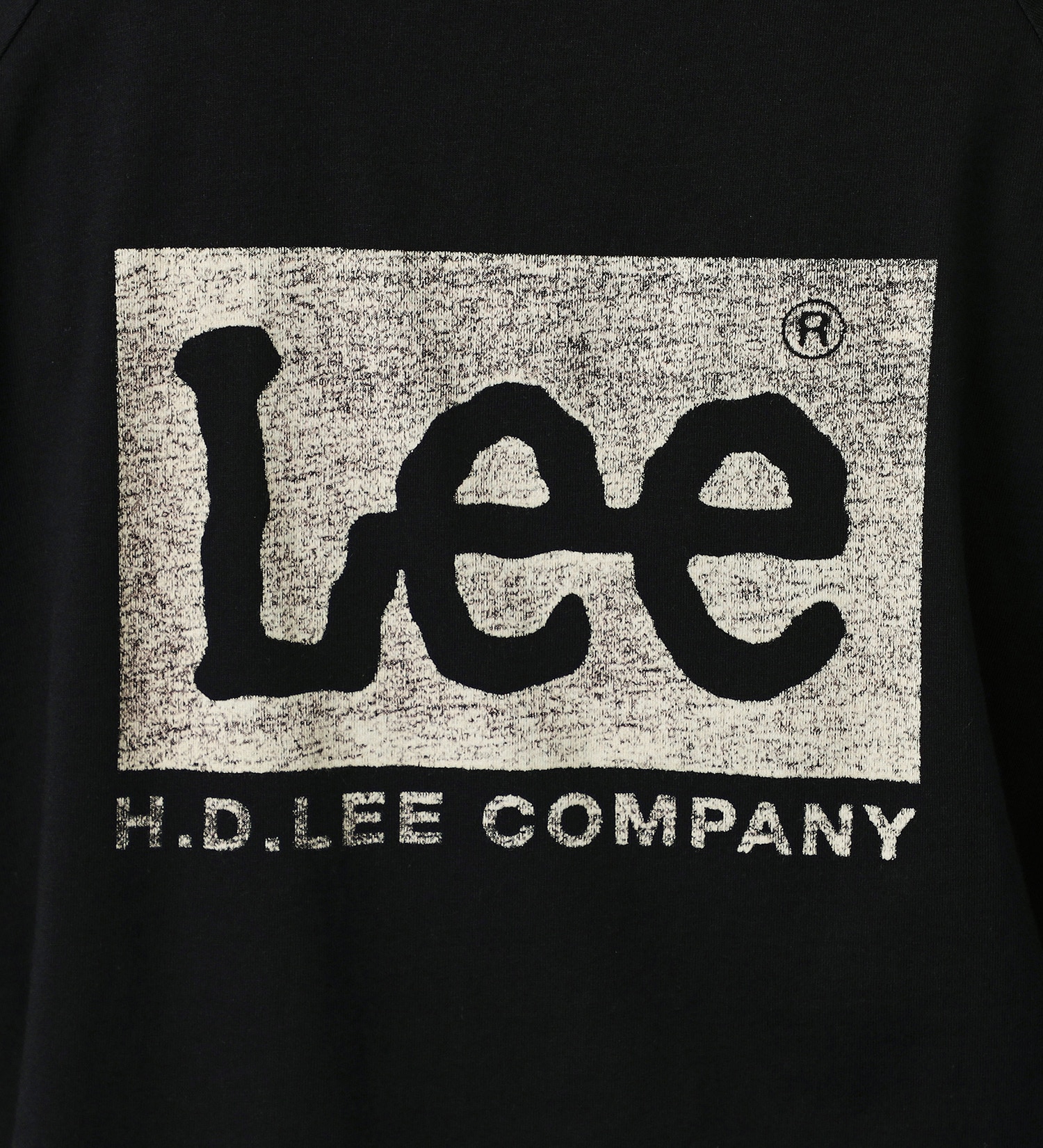 Lee(リー)の【親子リンク】ロングセラー Leeロゴバックプリント長袖Tシャツ|トップス/Tシャツ/カットソー/メンズ|ブラック