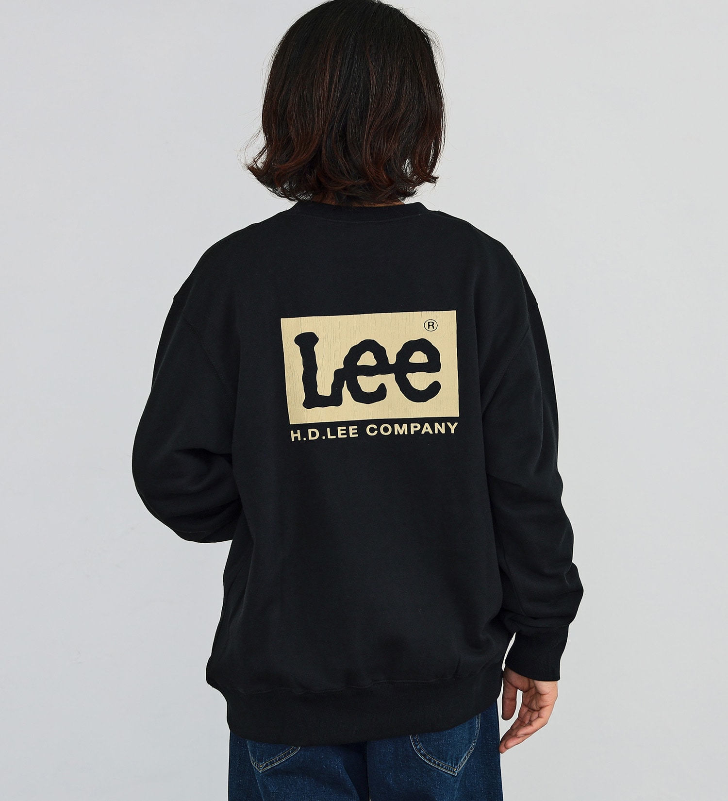 Lee(リー)の【親子リンク】Leeロゴバックプリントスウェット|トップス/スウェット/メンズ|ブラック