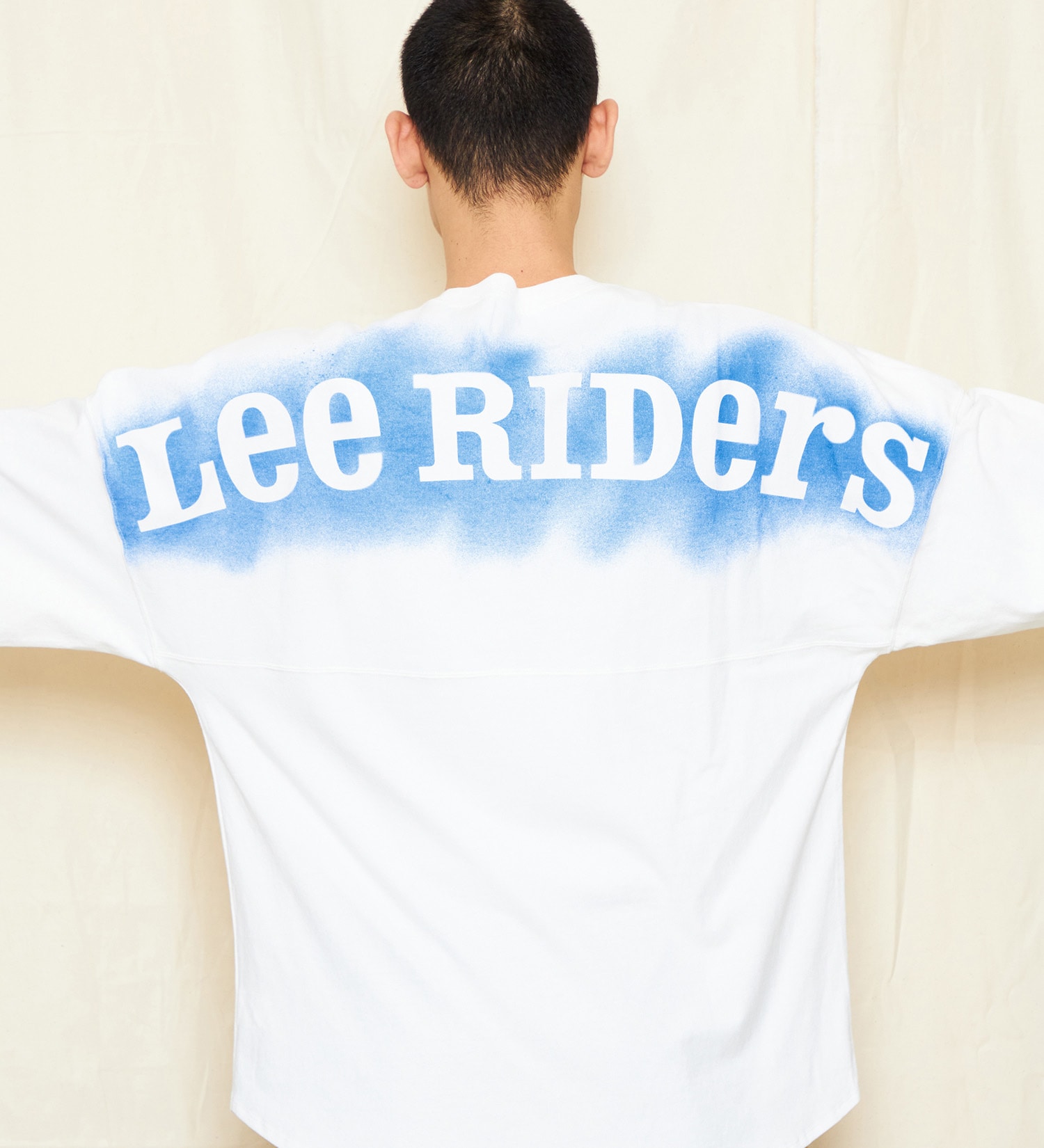 Lee(リー)のLee RIDERS バッグプリント長袖Tシャツ|トップス/Tシャツ/カットソー/メンズ|ホワイト