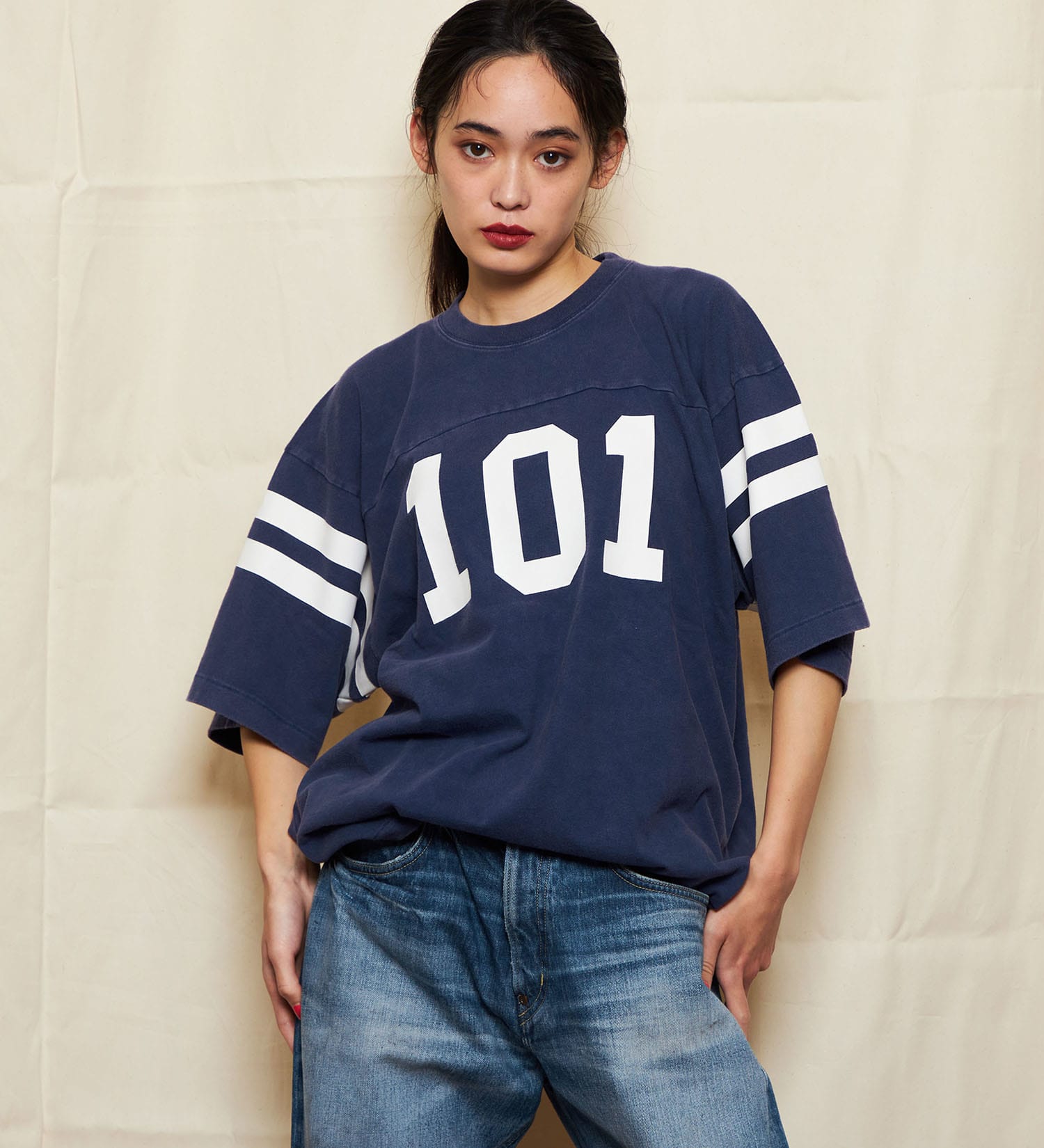 Lee(リー)の【101 100周年】101 FOOTBALL TEE/フットボール ハーフスリーブTシャツ|トップス/Tシャツ/カットソー/メンズ|ネイビー