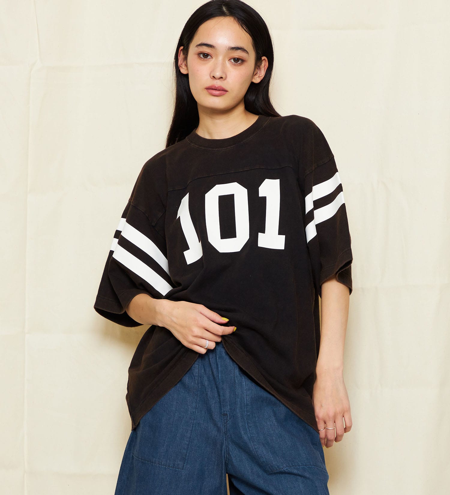 Lee(リー)の【101 100周年】101 FOOTBALL TEE/フットボール ハーフスリーブTシャツ|トップス/Tシャツ/カットソー/メンズ|ブラック