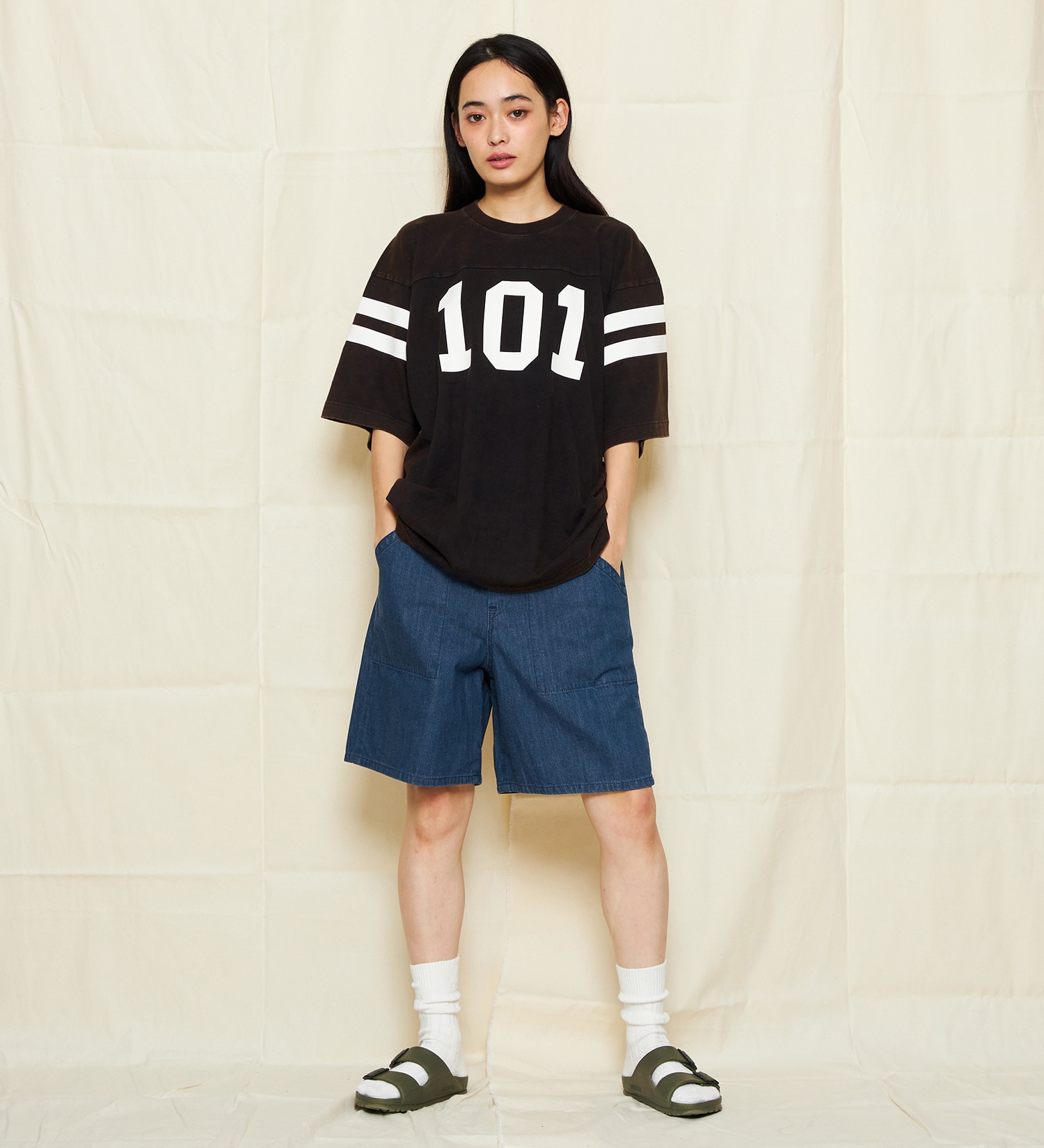 Lee(リー)の【101 100周年】101 FOOTBALL TEE/フットボール ハーフスリーブTシャツ|トップス/Tシャツ/カットソー/メンズ|ブラック