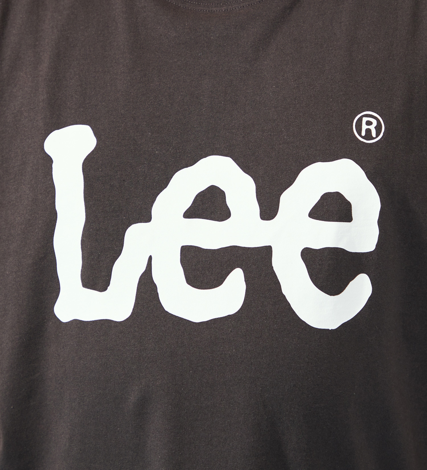 Lee(リー)の【おまとめ割対象】【大きいサイズ】ビッグLeeロゴTシャツ|トップス/Tシャツ/カットソー/メンズ|チャコールグレー