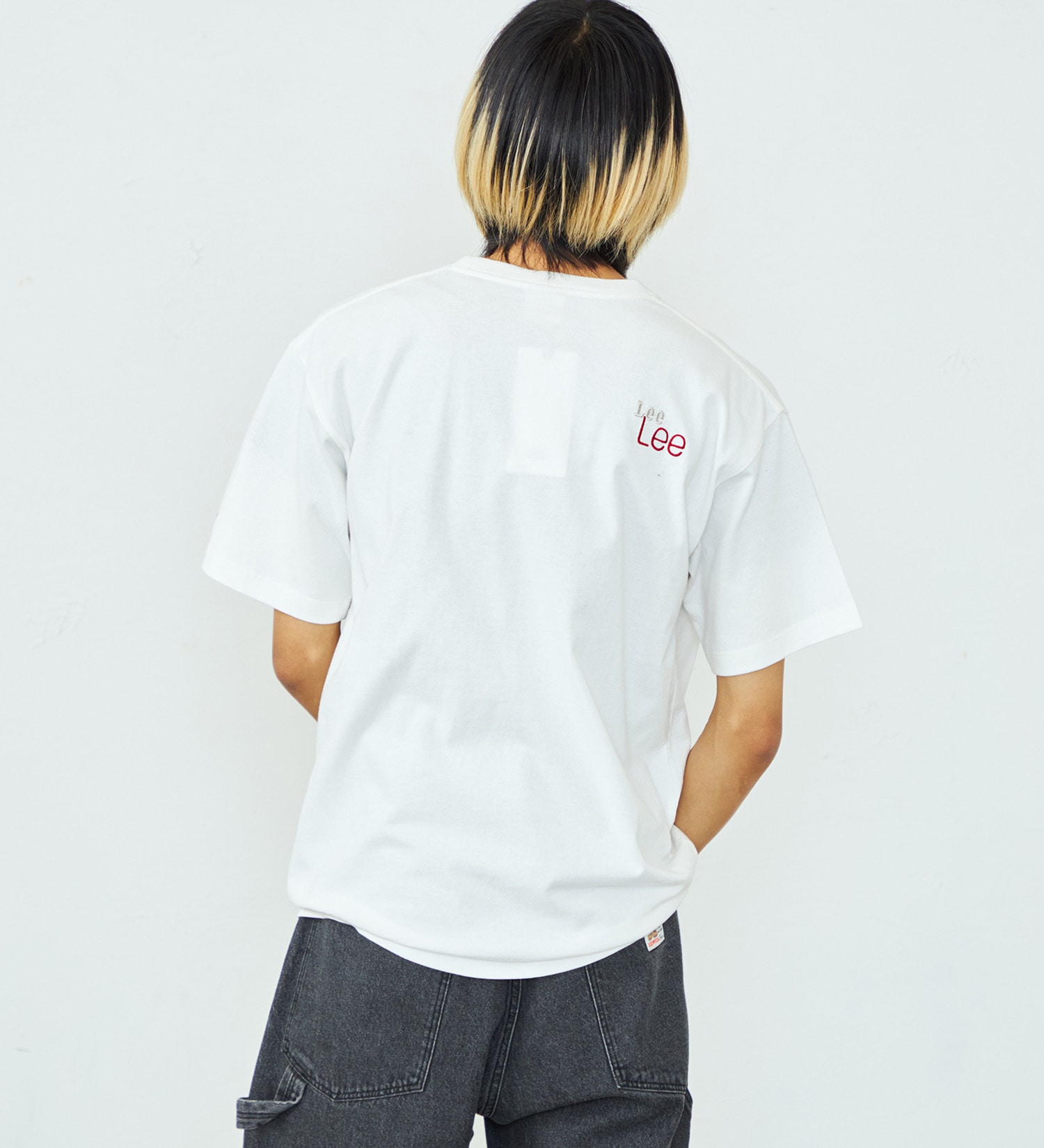 Lee(リー)のトリプルLeeロゴ刺繍Tシャツ|トップス/Tシャツ/カットソー/メンズ|ホワイト