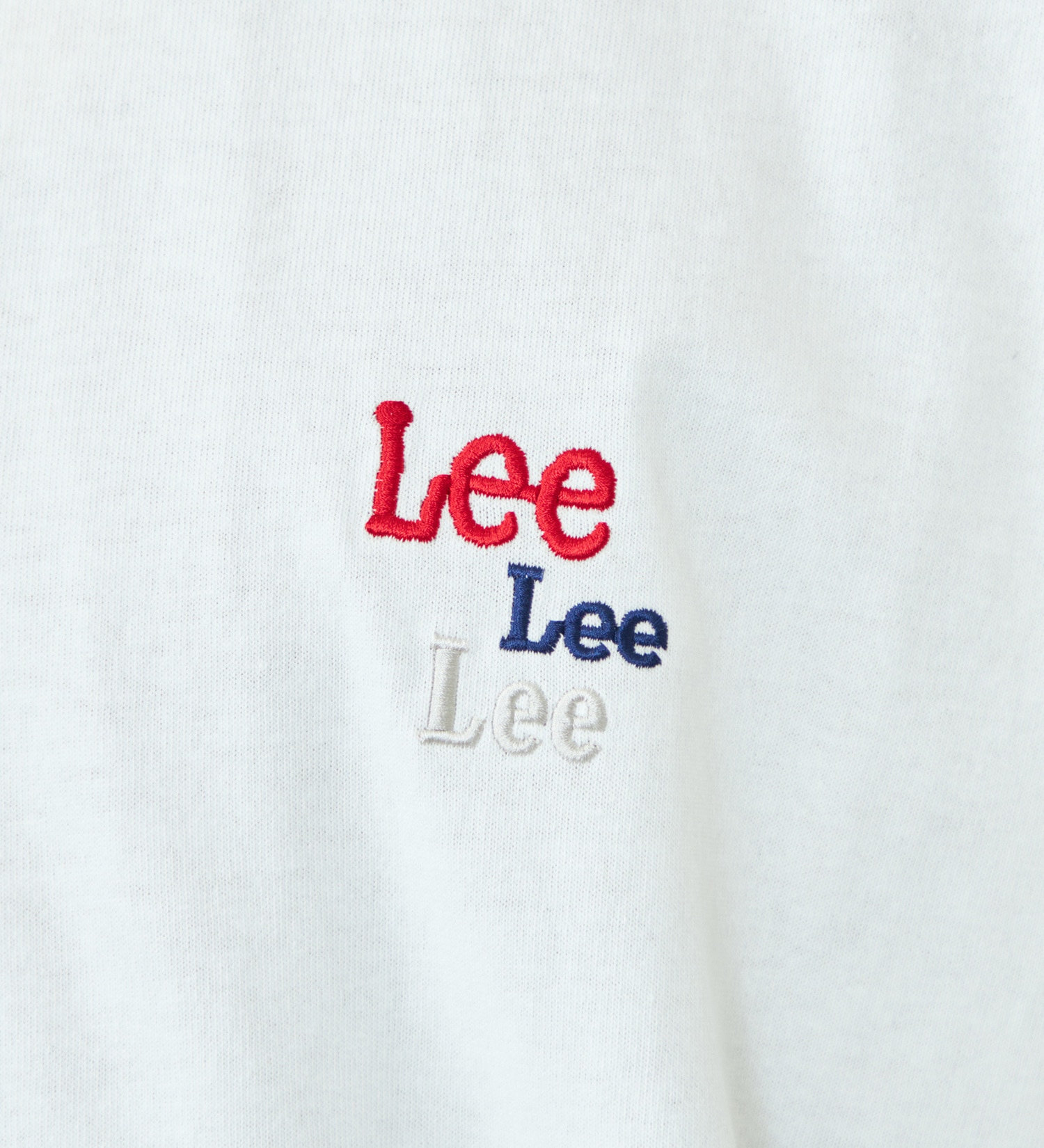 Lee(リー)のトリプルLeeロゴ刺繍Tシャツ|トップス/Tシャツ/カットソー/メンズ|ホワイト