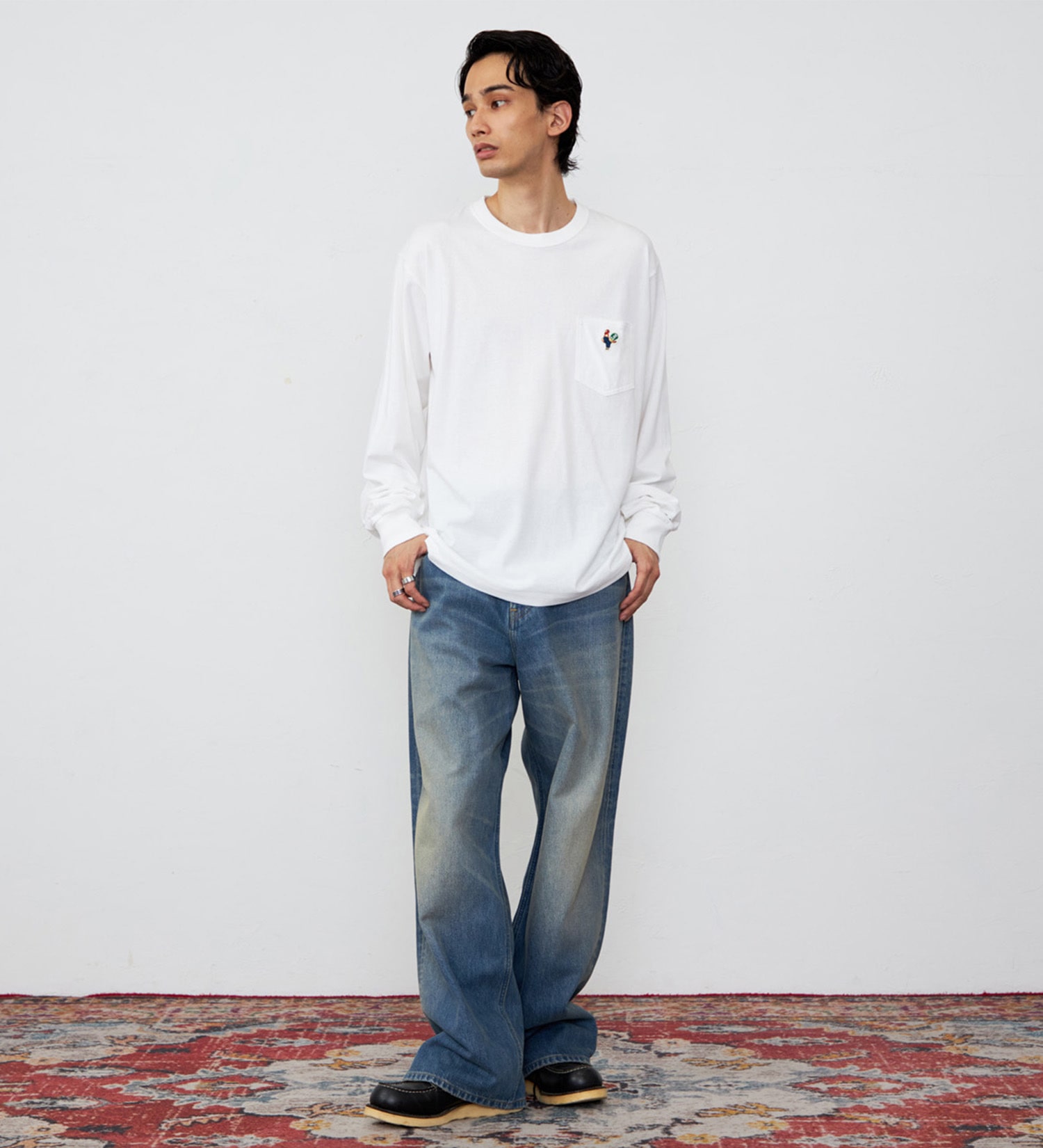 Lee(リー)のワッペンポケット ロングスリーブTシャツ|トップス/Tシャツ/カットソー/メンズ|ホワイト