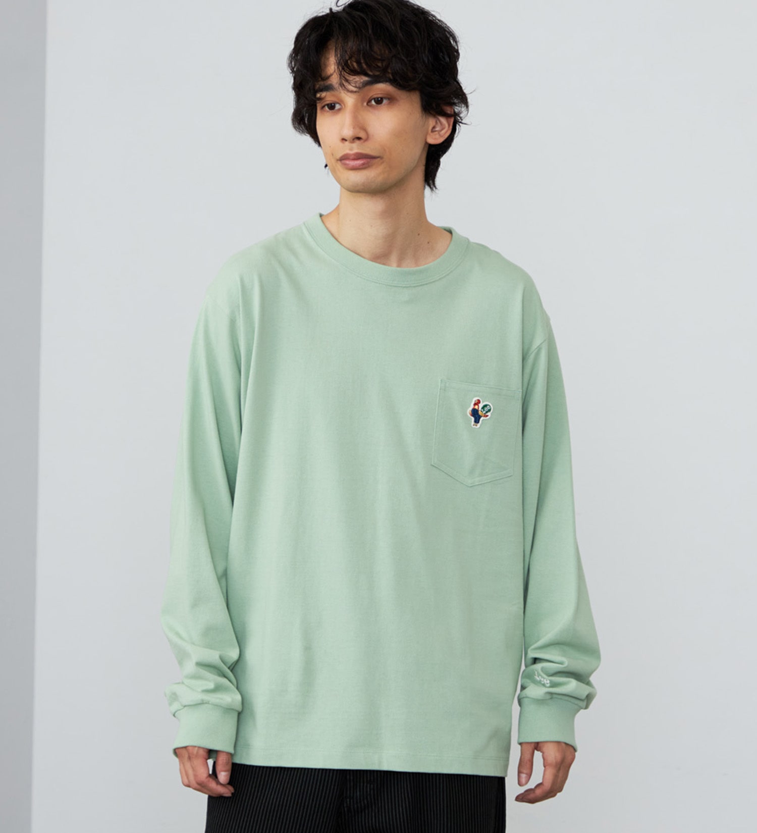 Lee(リー)のワッペンポケット ロングスリーブTシャツ|トップス/Tシャツ/カットソー/メンズ|グリーン