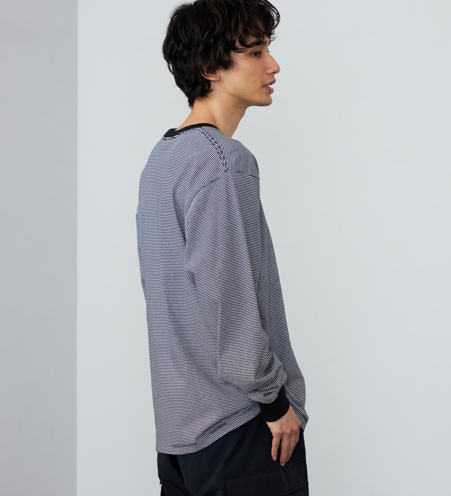 Lee(リー)のデニムポケット ロングスリーブTシャツ【ロングセラー】|トップス/Tシャツ/カットソー/メンズ|ホワイトxブラック