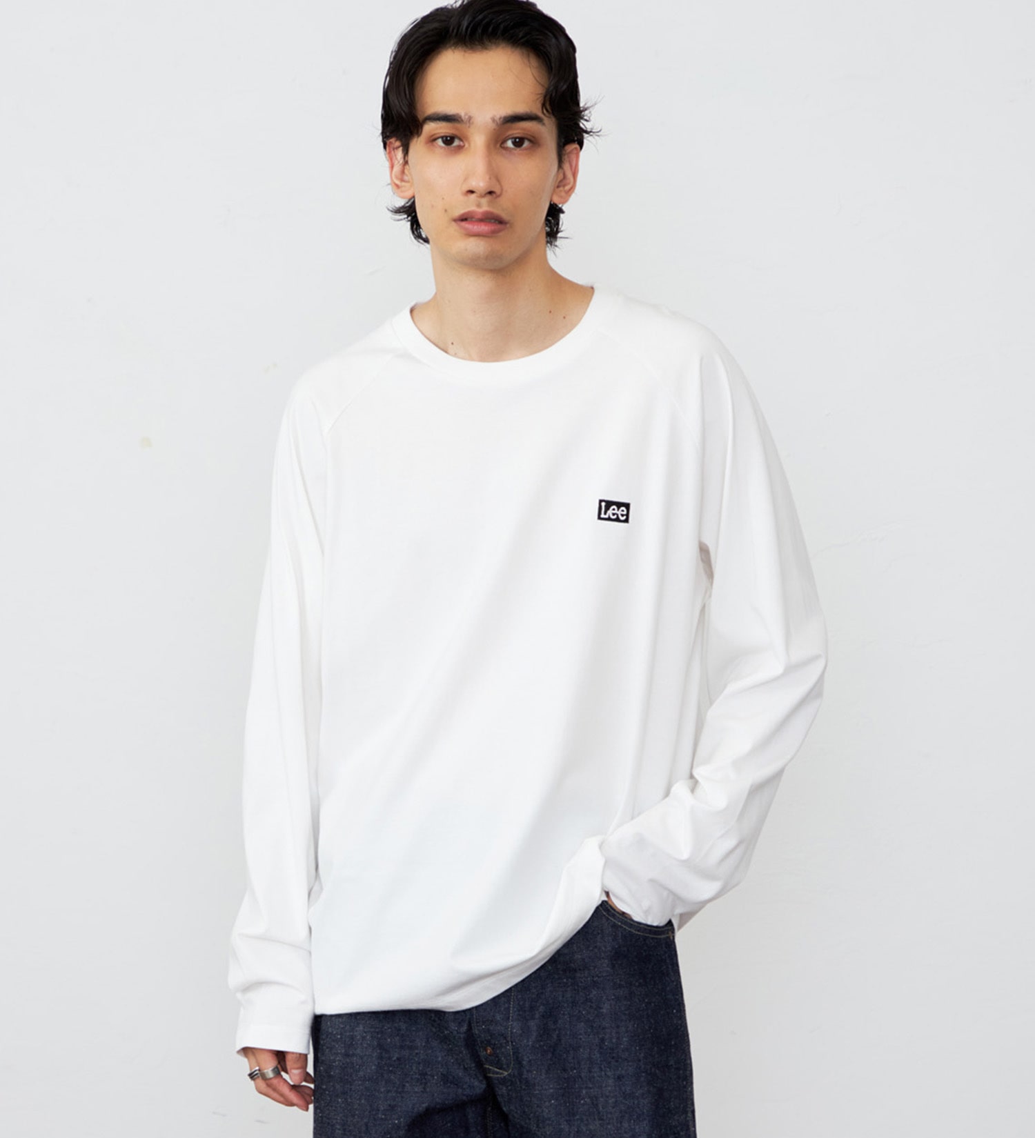 Lee(リー)のLeeロゴバックプリント ロングスリーブTシャツ【ロングセラー】|トップス/Tシャツ/カットソー/メンズ|ホワイト