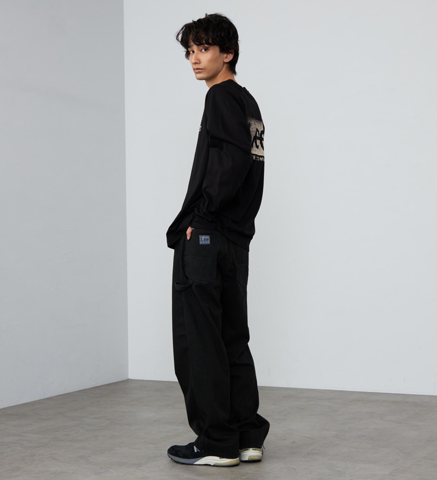 Lee(リー)のLeeロゴバックプリント ロングスリーブTシャツ【ロングセラー】|トップス/Tシャツ/カットソー/メンズ|ブラック