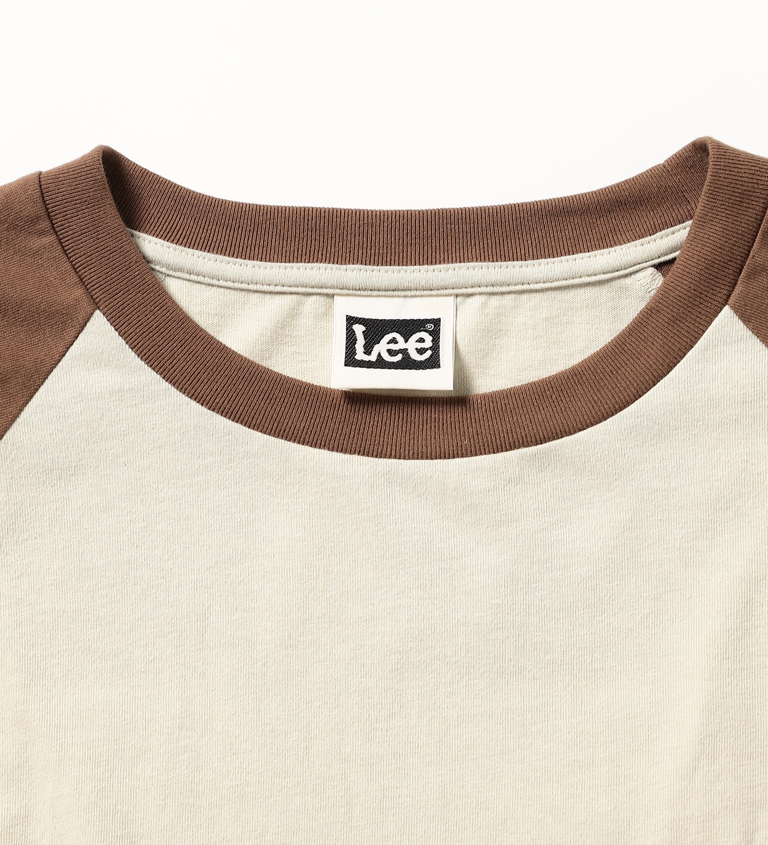 Lee(リー)のバックプリントLeeロゴ L/S Teeシャツ|トップス/Tシャツ/カットソー/メンズ|ベージュ