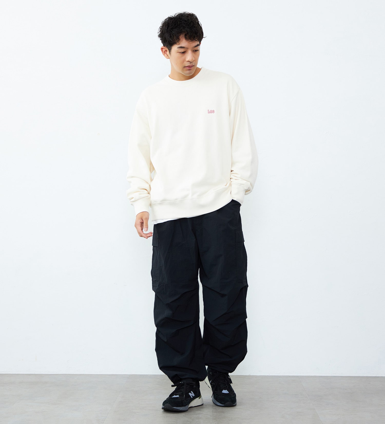Lee(リー)のLeeロゴ バックエンブロイダリースウェット/刺繍ロゴ|トップス/スウェット/メンズ|オフホワイト