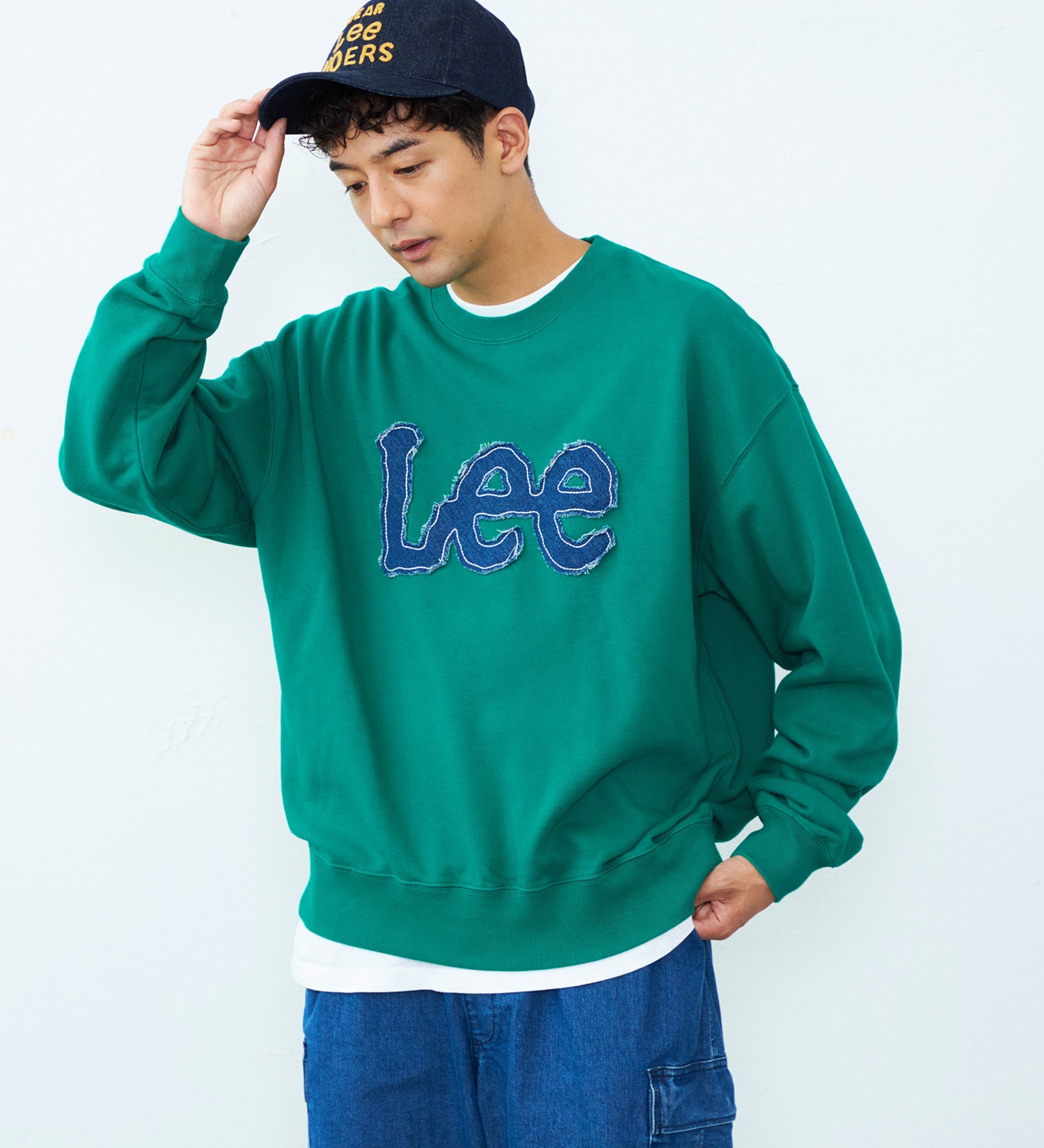 Lee(リー)のデニムロゴパッチスウェット|トップス/スウェット/メンズ|グリーン