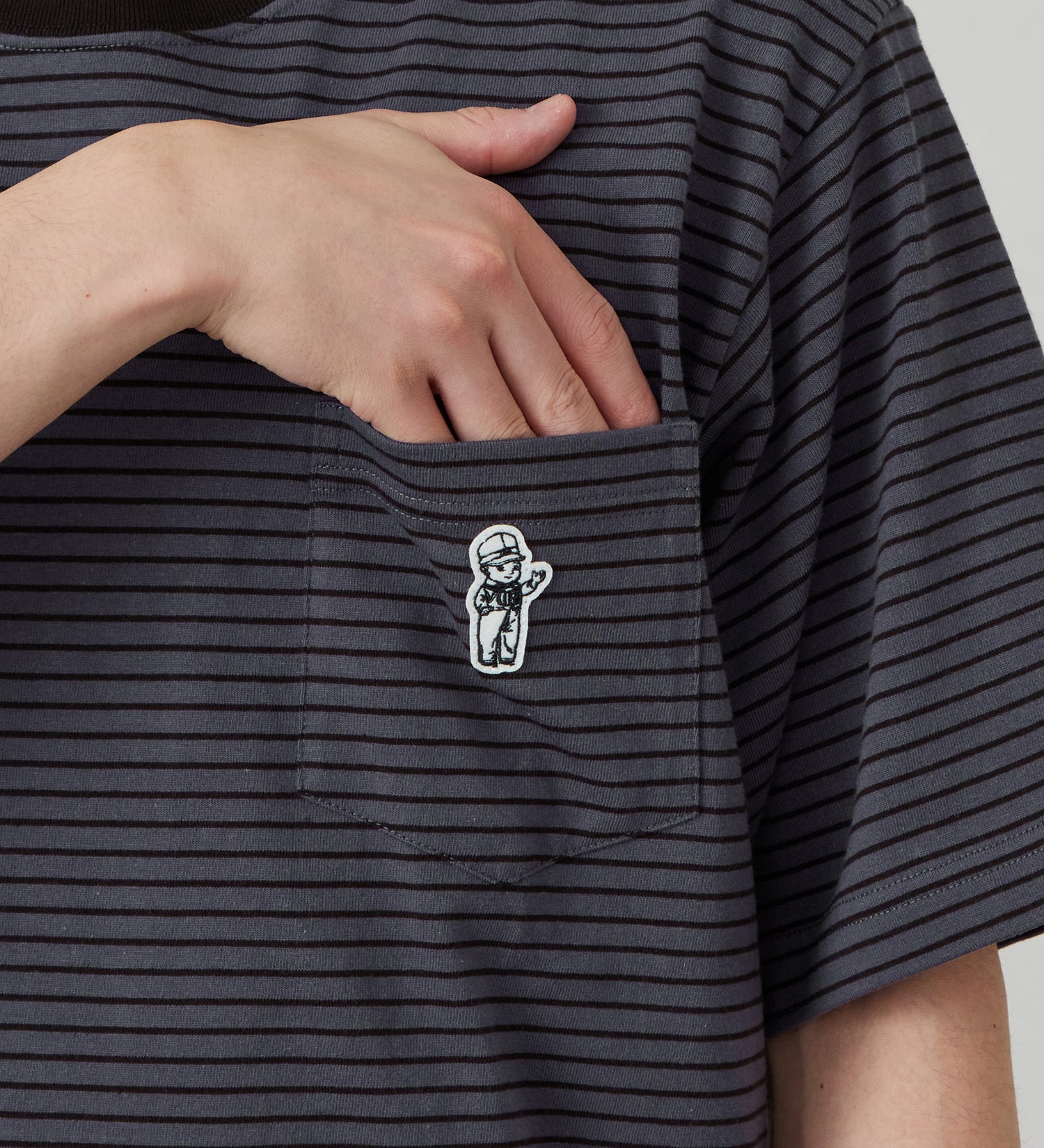 Lee(リー)のBUDDY LeeワッペンTシャツ|トップス/Tシャツ/カットソー/メンズ|チャコール