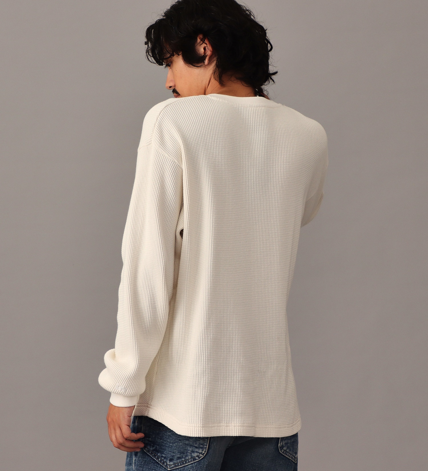 Lee(リー)のヘンリーネック L/S Teeシャツ|トップス/Tシャツ/カットソー/メンズ|アイボリー