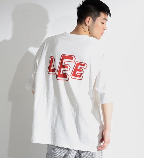 Lee(リー)の【期間限定セール】バックポップロゴプリント　ショートスリーブTシャツ|トップス/Tシャツ/カットソー/メンズ|レッド