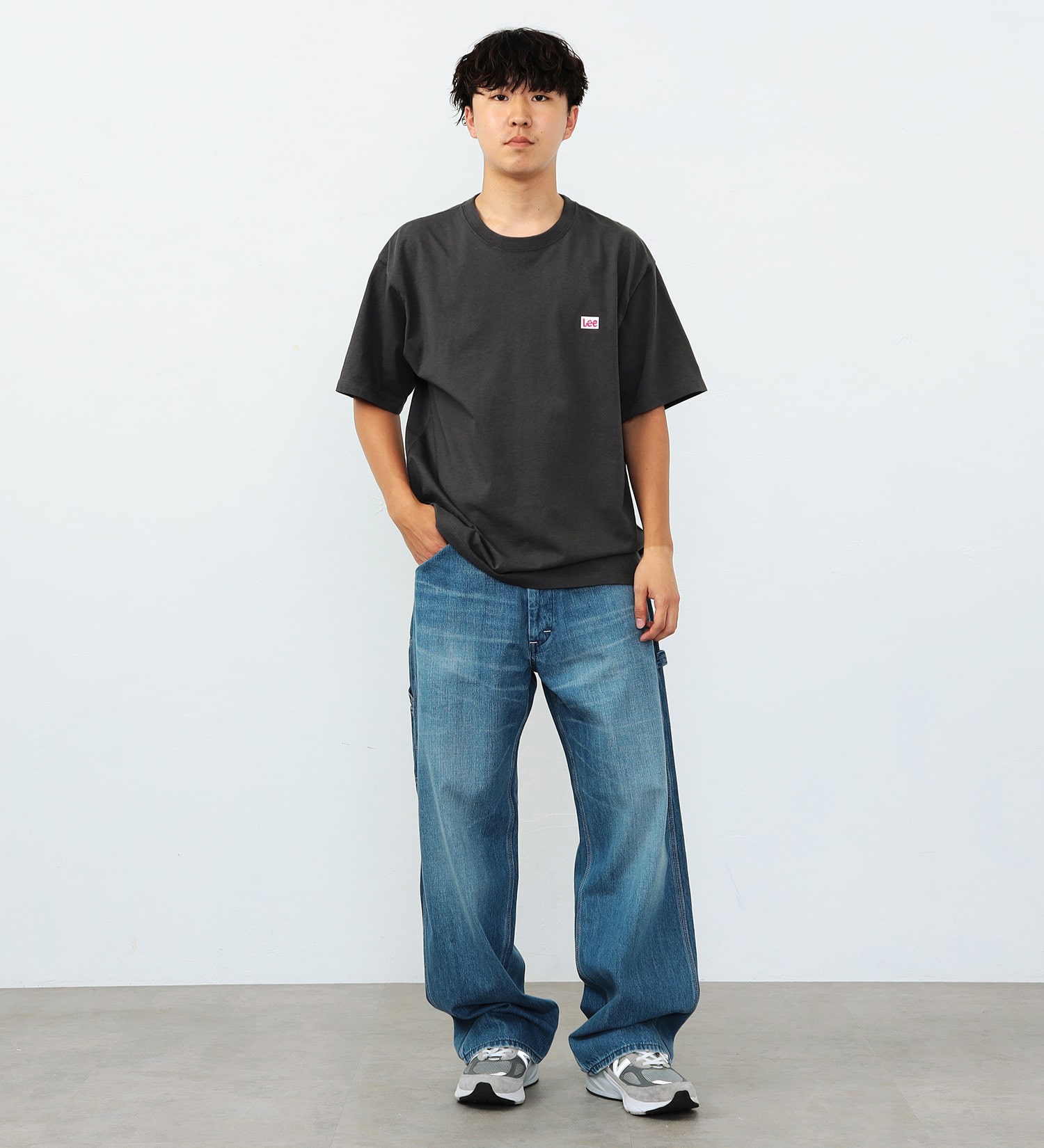 Lee(リー)のLee バックプリント ショートスリーブTee|トップス/Tシャツ/カットソー/メンズ|チャコールグレー