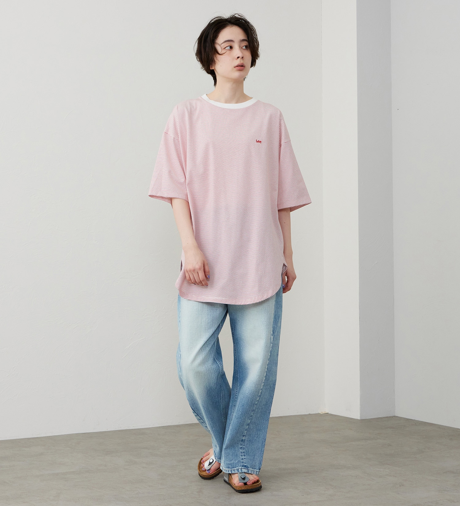 Lee(リー)のラウンドヘム ショートスリーブTシャツ|トップス/Tシャツ/カットソー/レディース|レッド