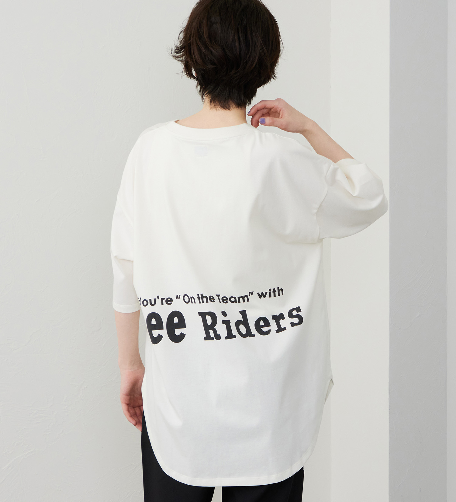 Lee(リー)のラウンドヘム ショートスリーブTシャツ|トップス/Tシャツ/カットソー/レディース|ホワイト