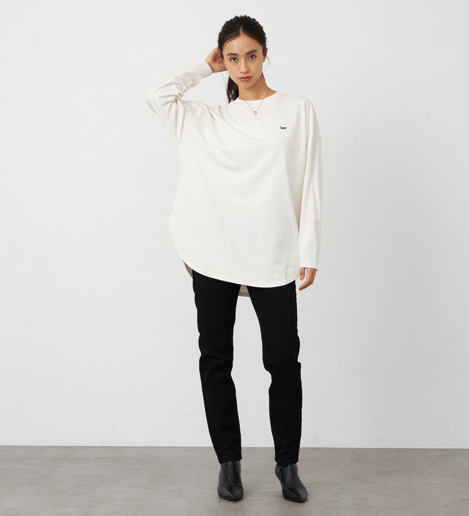 Lee(リー)のラウンドヘム ロングスリーブTシャツ|トップス/Tシャツ/カットソー/レディース|ホワイト