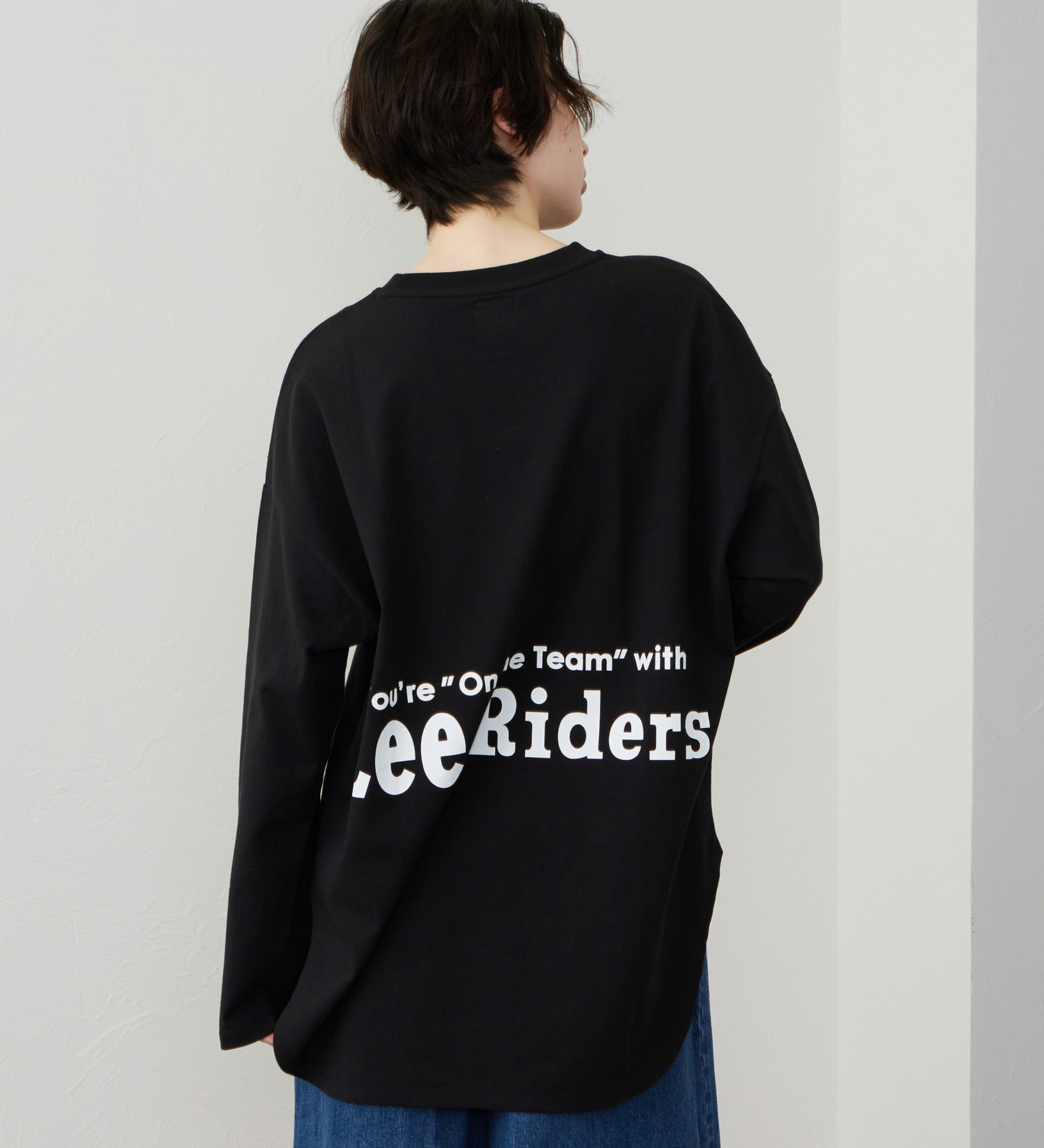 Lee(リー)のラウンドヘム ロングスリーブTシャツ|トップス/Tシャツ/カットソー/レディース|ブラック