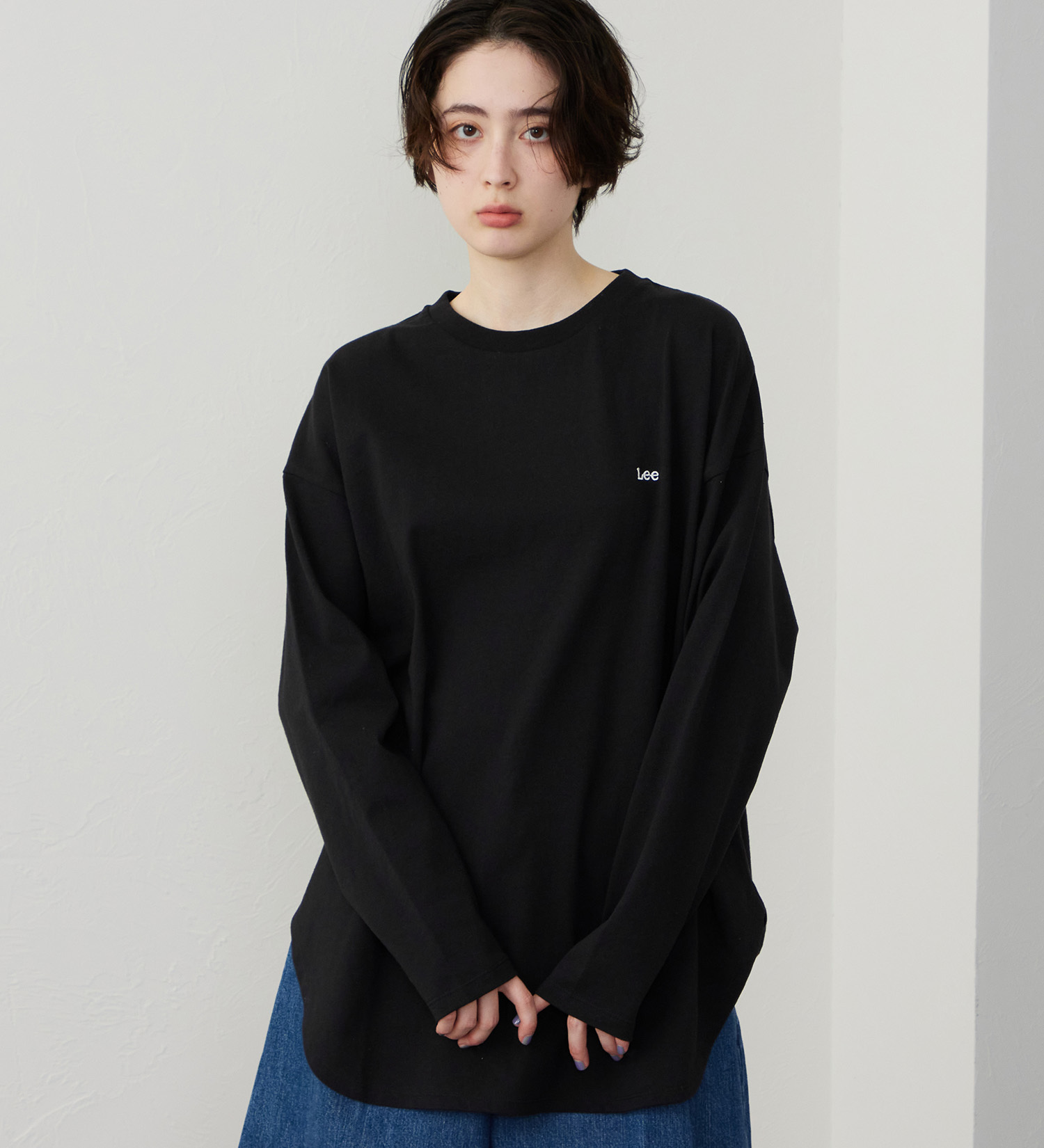 Lee(リー)のラウンドヘム ロングスリーブTシャツ|トップス/Tシャツ/カットソー/レディース|ブラック