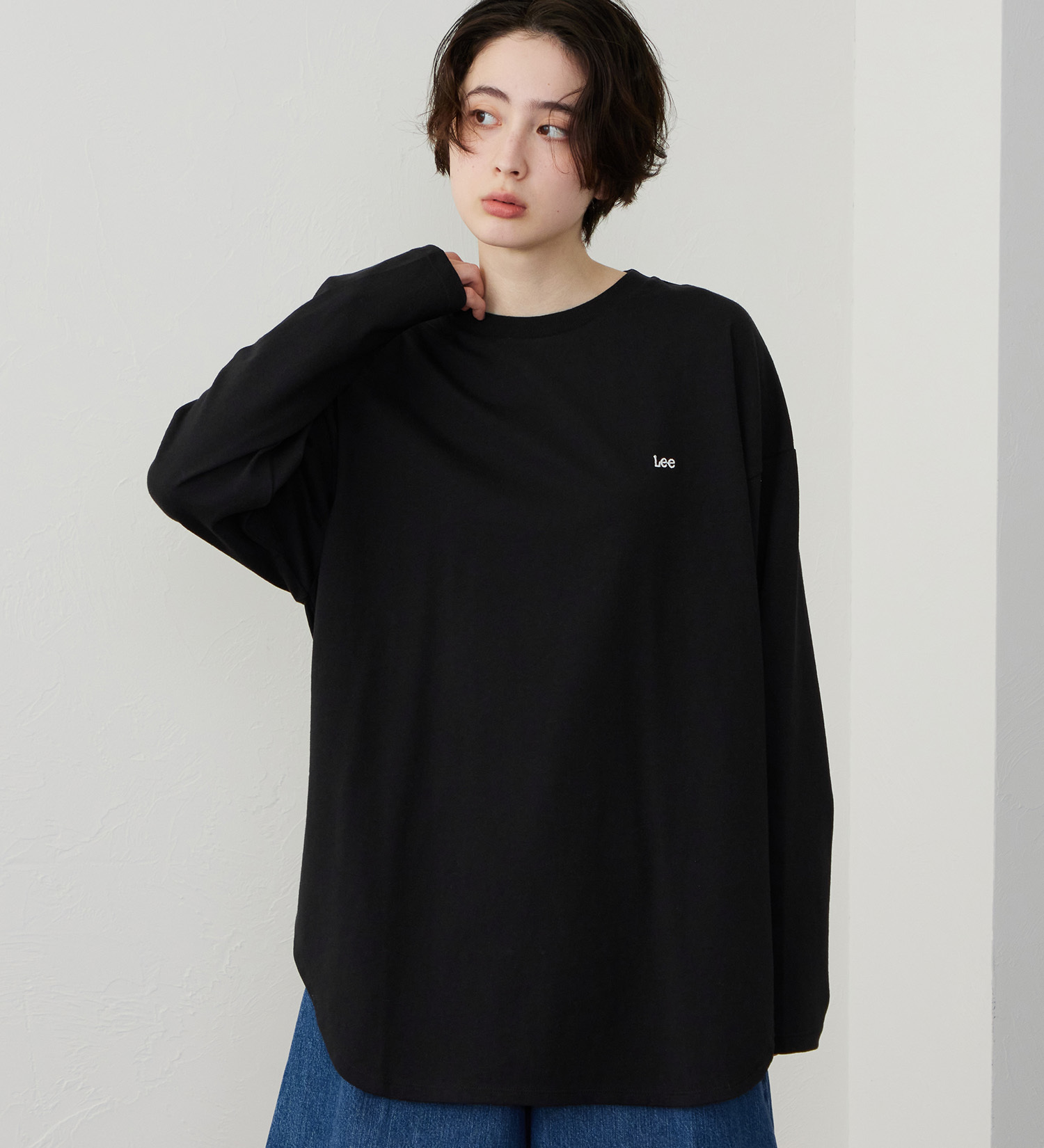 Lee(リー)のラウンドヘム ロングスリーブTシャツ|トップス/Tシャツ/カットソー/レディース|ブラック