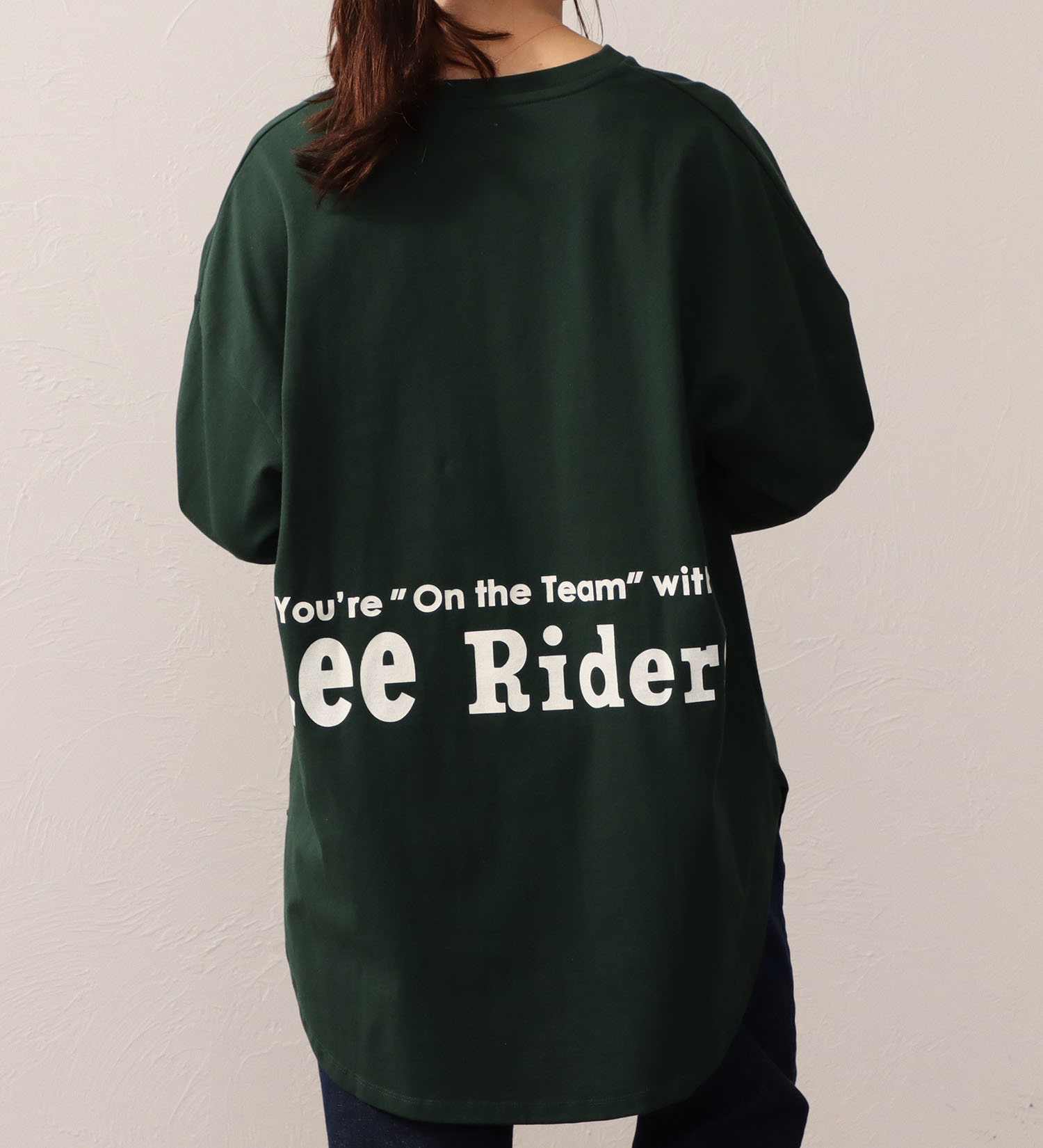 Lee(リー)のROUNDHEM TEE/ラウンドヘム長袖Tシャツ|トップス/Tシャツ/カットソー/レディース|グリーン