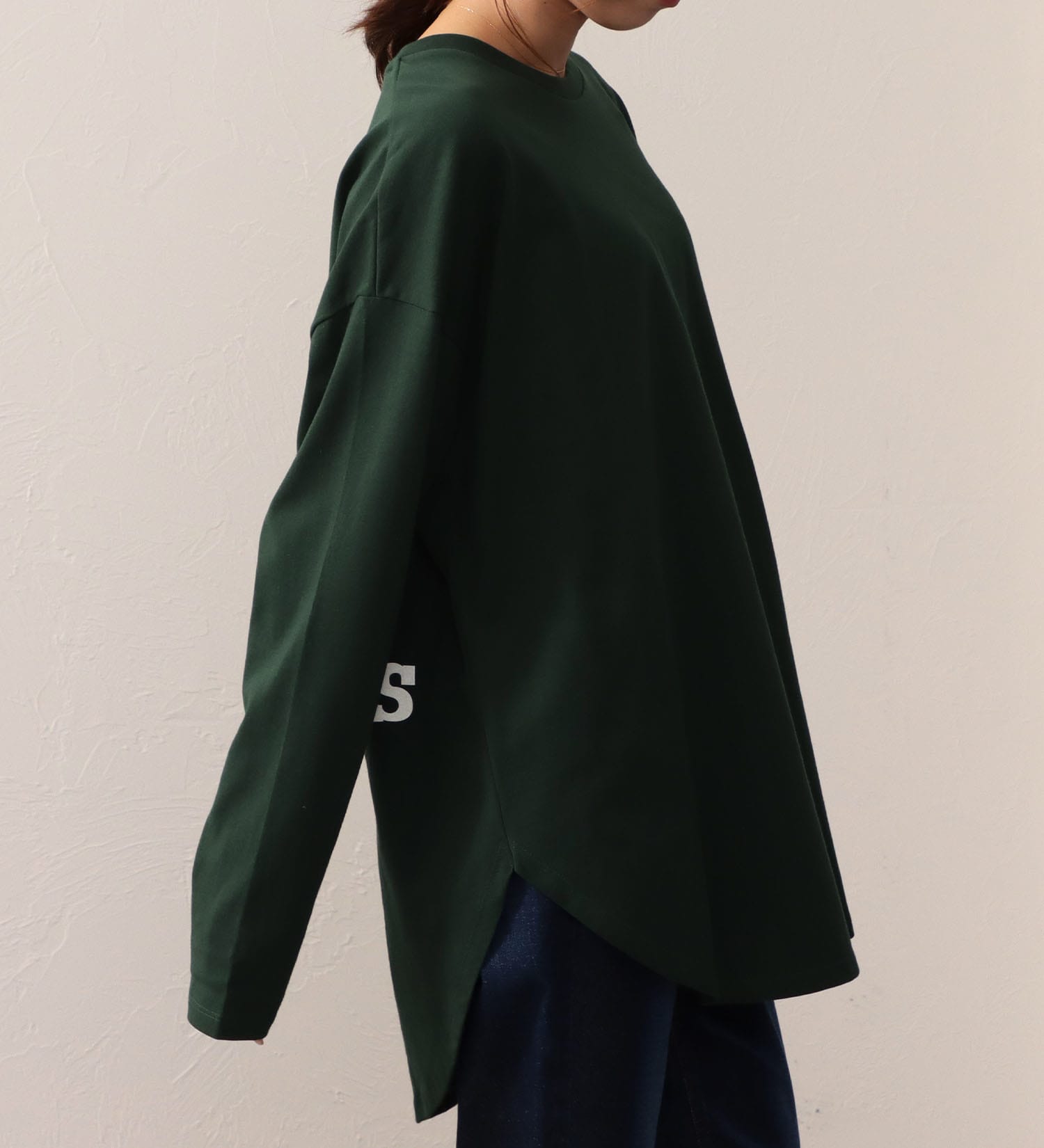 Lee(リー)のROUNDHEM TEE/ラウンドヘム長袖Tシャツ|トップス/Tシャツ/カットソー/レディース|グリーン