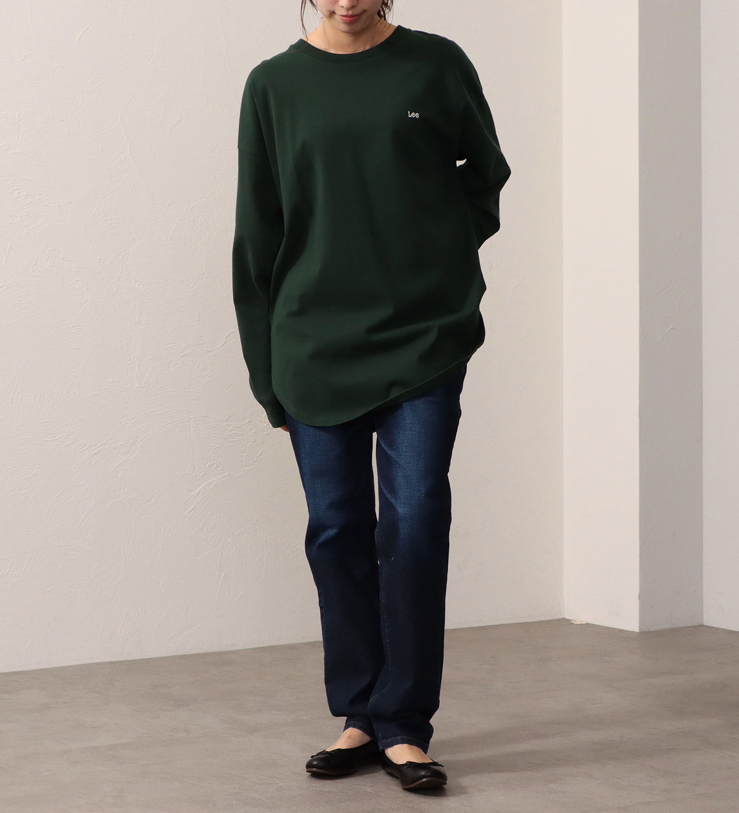 Lee(リー)のROUNDHEM TEE/ラウンドヘム長袖Tシャツ|トップス/Tシャツ/カットソー/レディース|グリーン