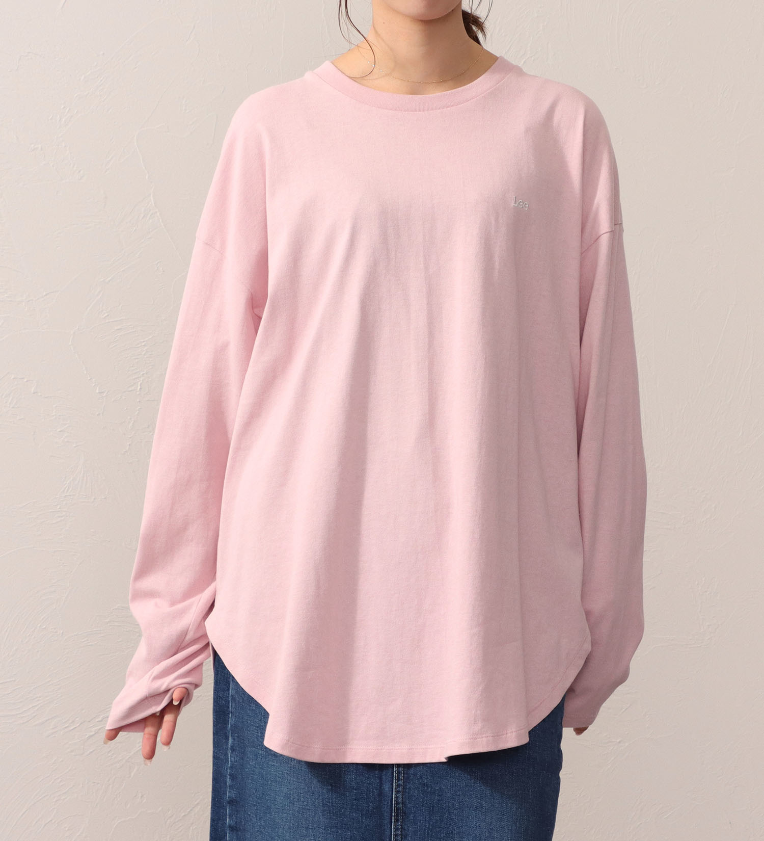 Lee(リー)のROUNDHEM TEE/ラウンドヘム長袖Tシャツ|トップス/Tシャツ/カットソー/レディース|ピンク