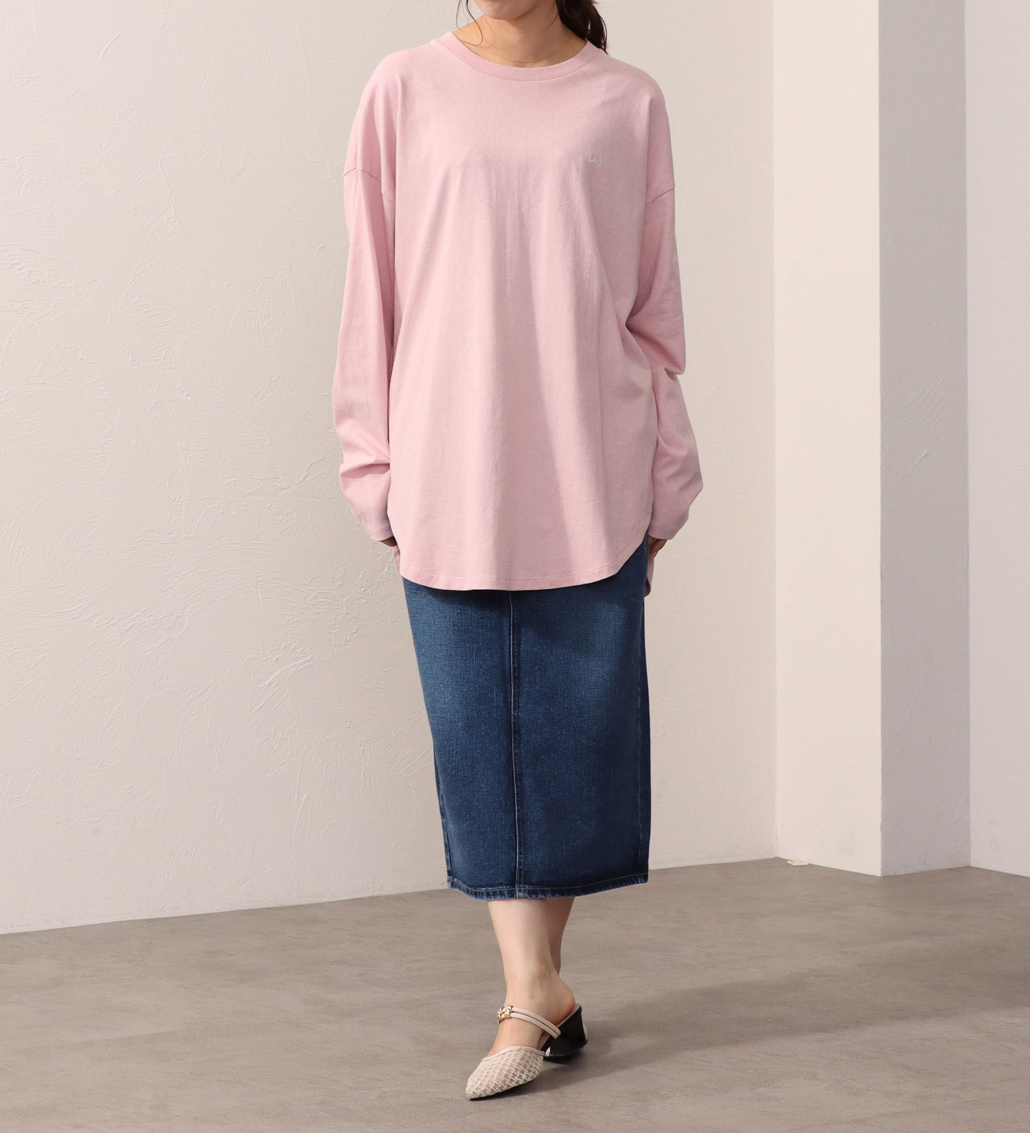 Lee(リー)のROUNDHEM TEE/ラウンドヘム長袖Tシャツ|トップス/Tシャツ/カットソー/レディース|ピンク