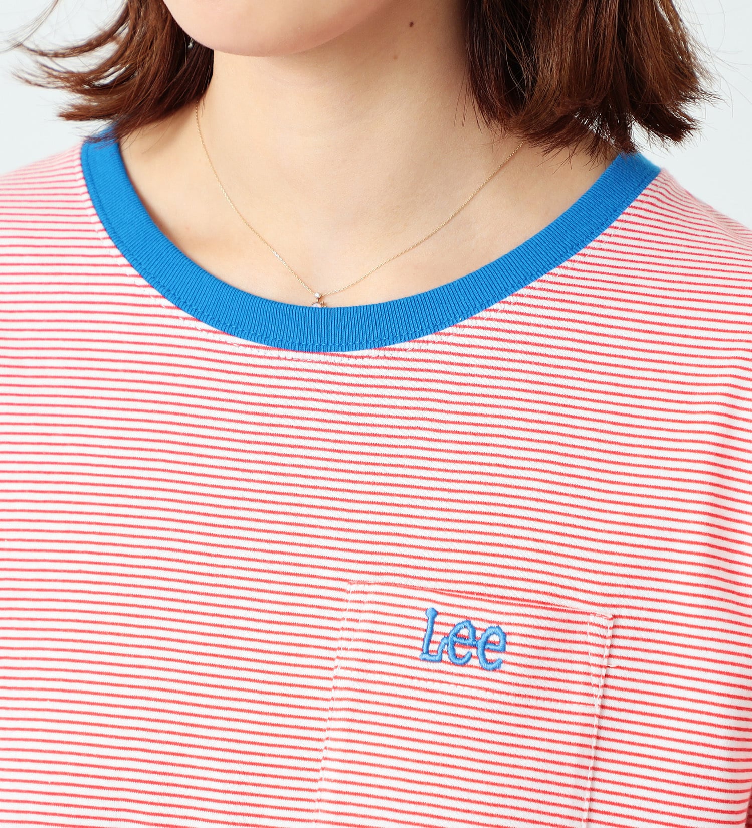 Lee(リー)のポケットロゴ刺繍 ハーフスリーブTee|トップス/Tシャツ/カットソー/レディース|ホワイトxレッド